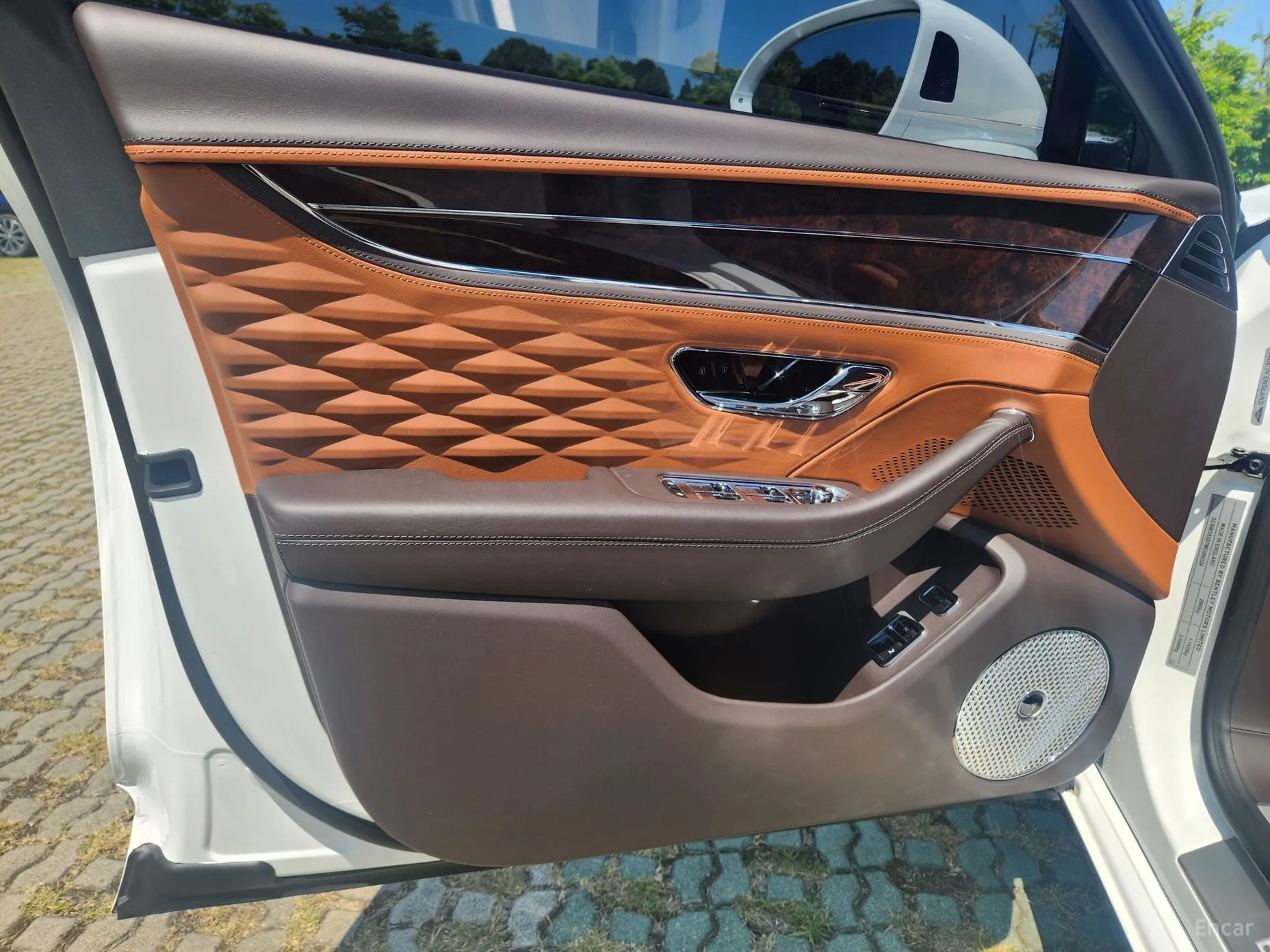 Bentley Flying Spur 3rd Generation превью 17