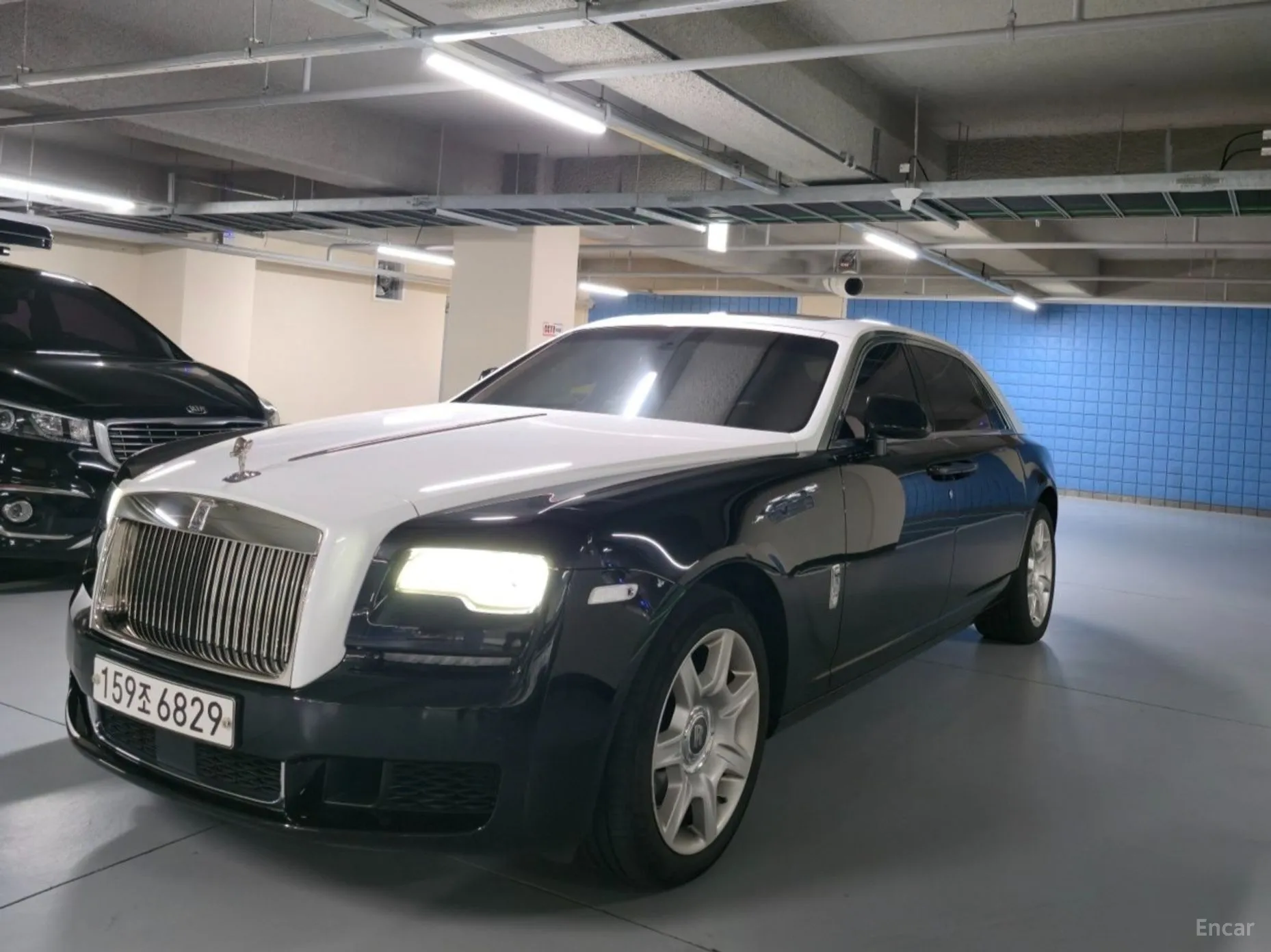 Rolls-Royce Ghost превью 2