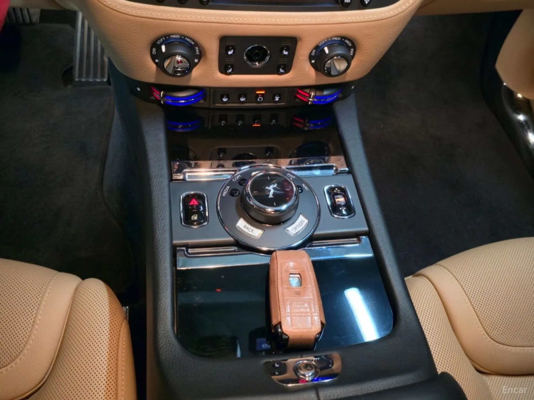 Rolls-Royce Ghost превью 17