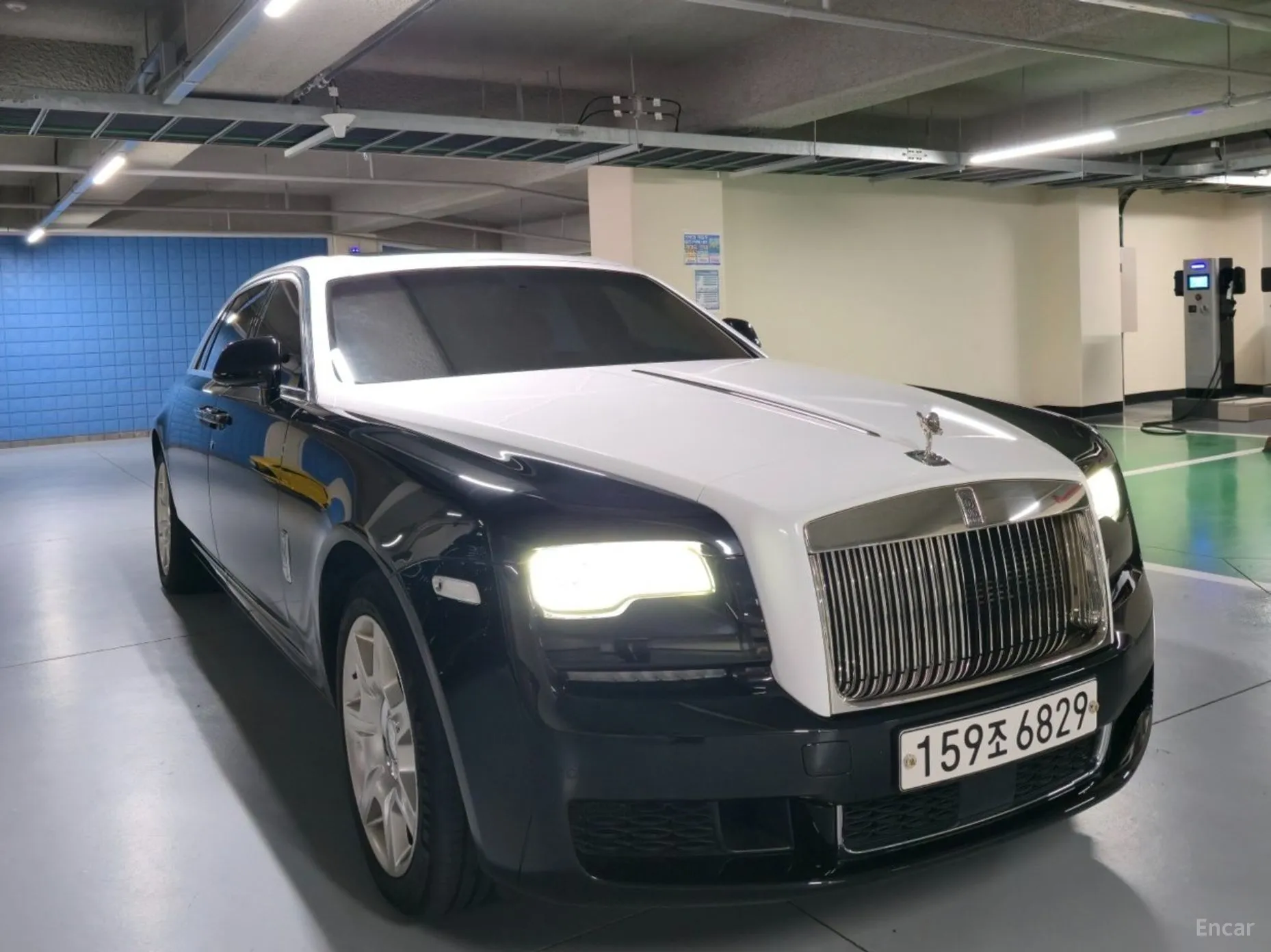 Rolls-Royce Ghost превью 3