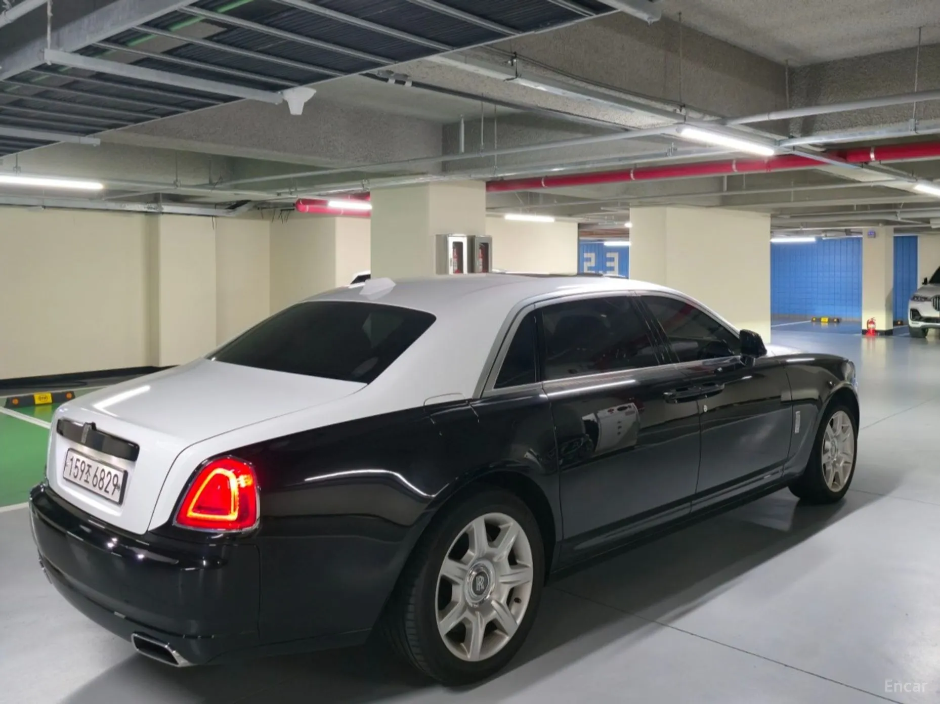 Rolls-Royce Ghost превью 4