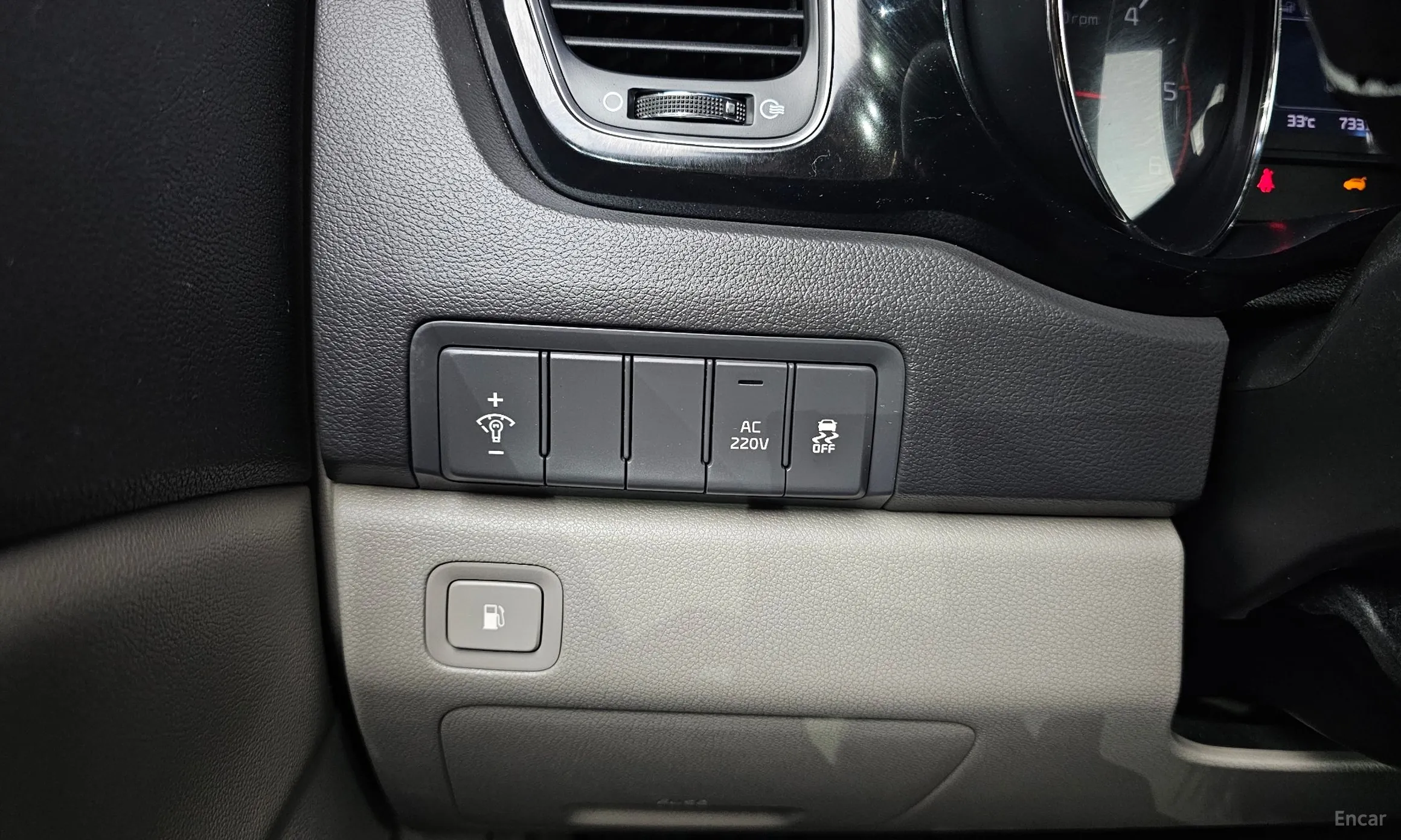 Kia Carnival превью 13