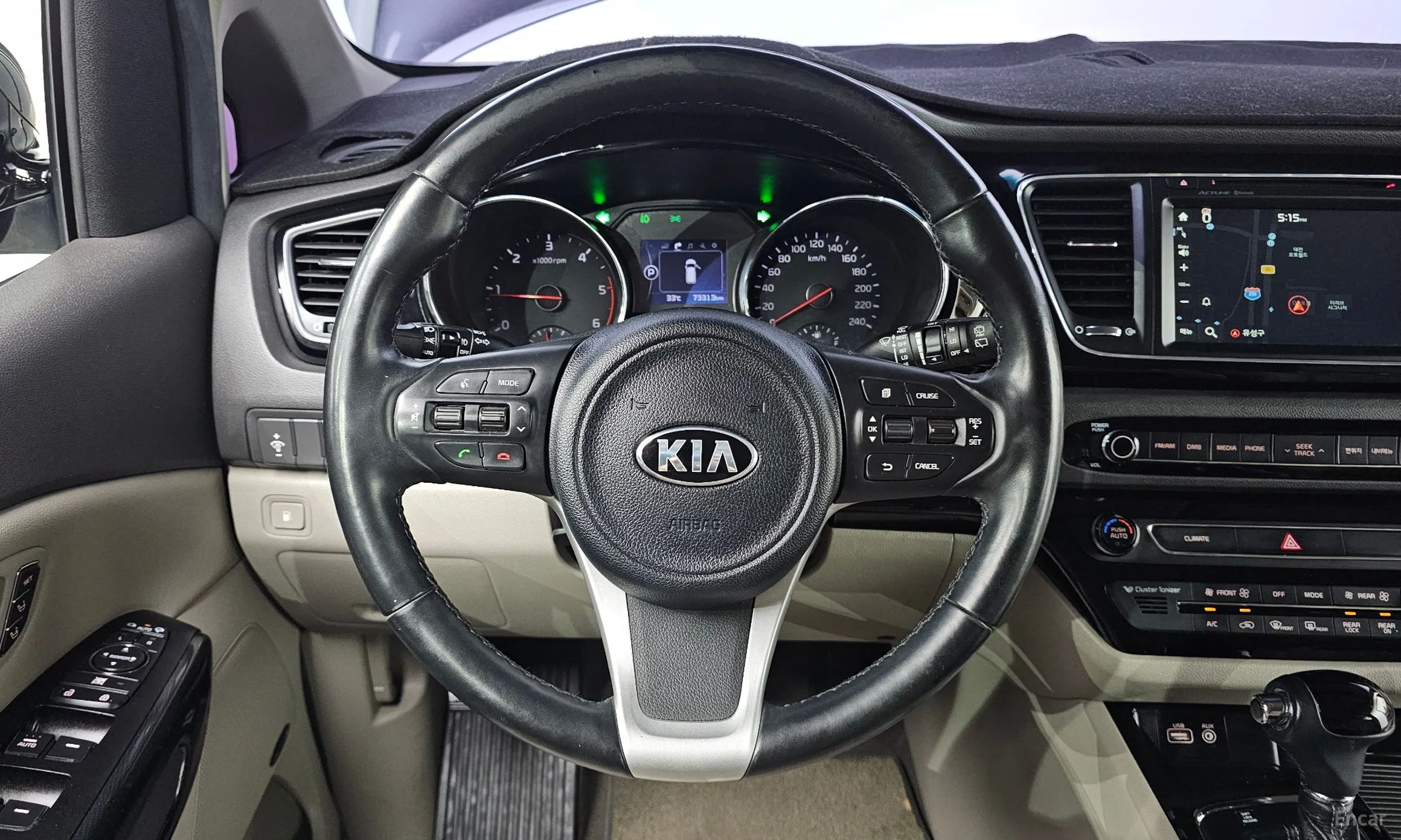 Kia Carnival превью 14