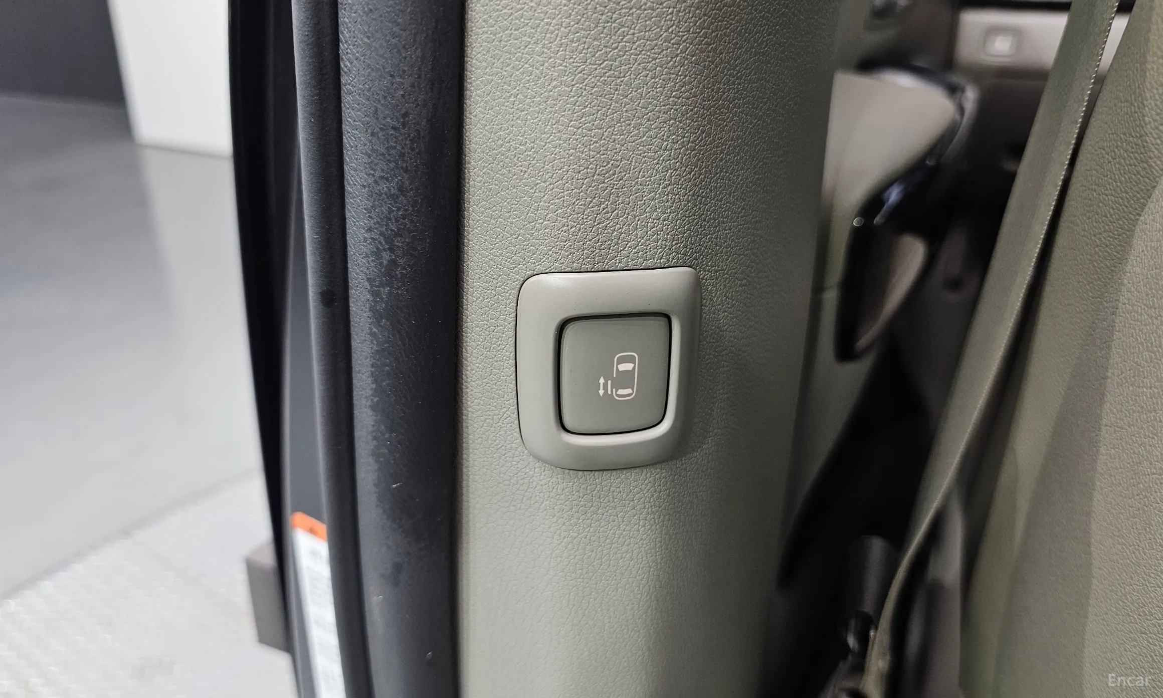 Kia Carnival превью 19