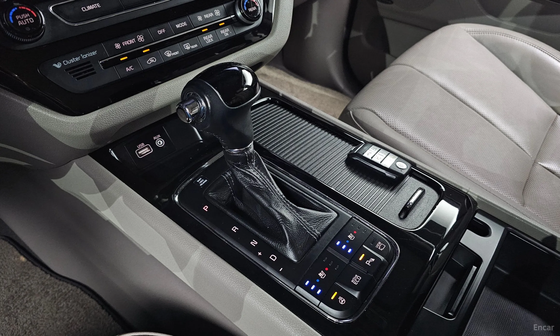 Kia Carnival превью 9