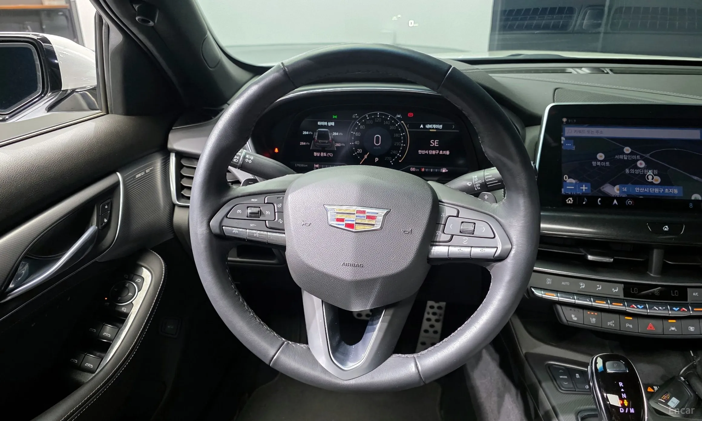 Cadillac CT5 превью 13