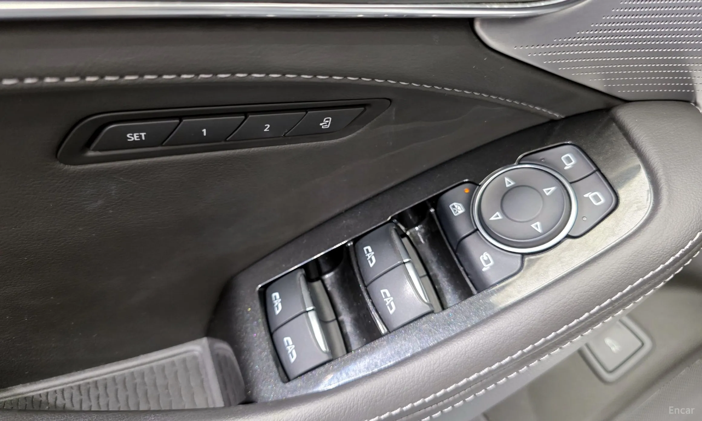 Cadillac CT5 превью 14