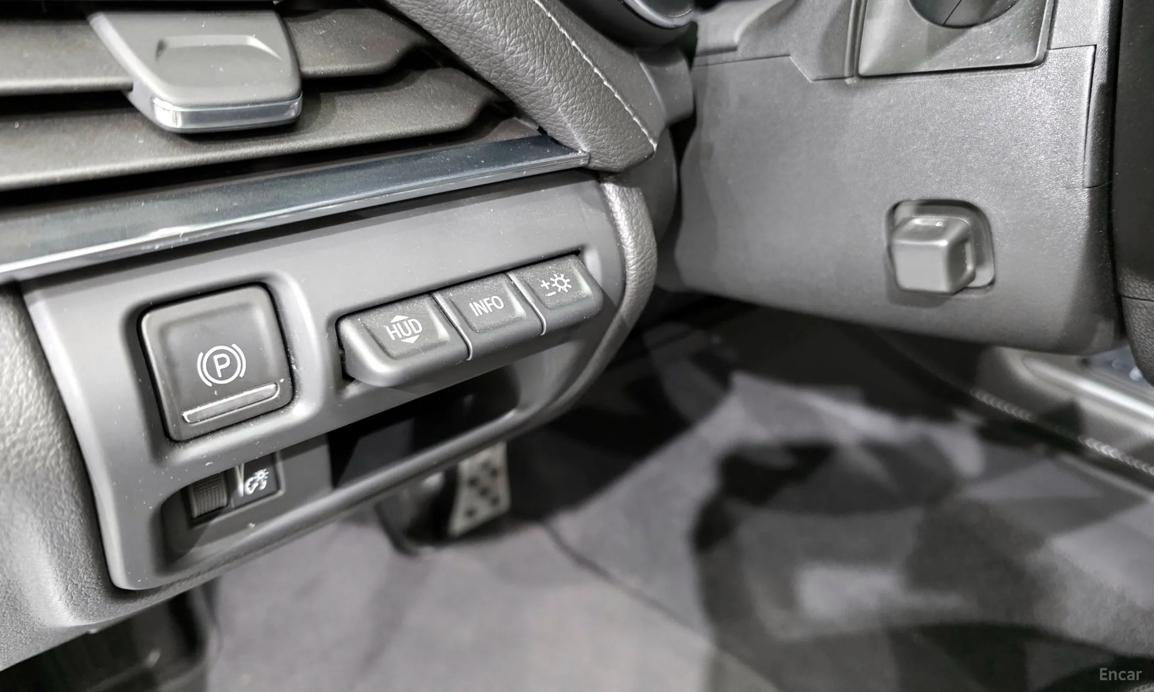 Cadillac CT5 превью 15