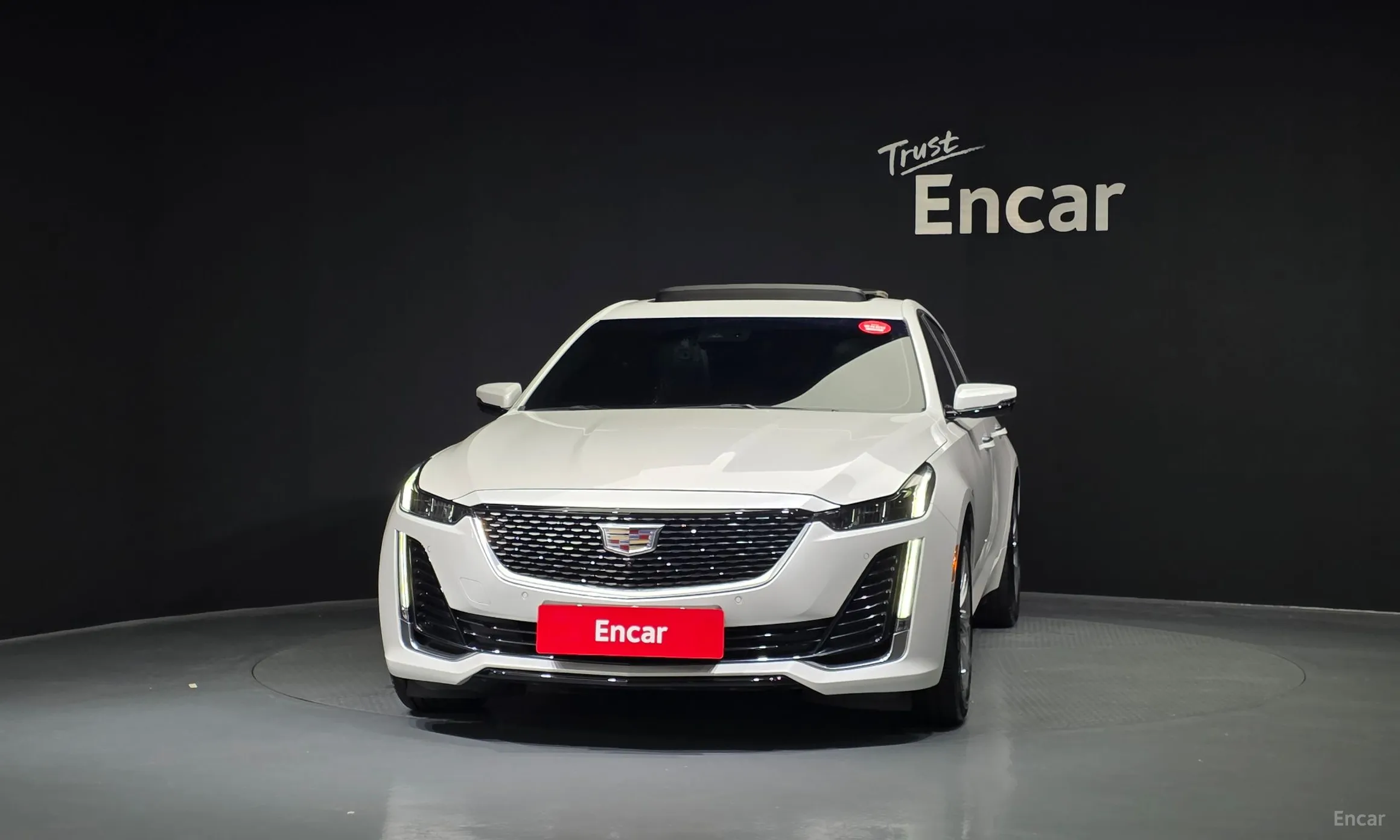 Cadillac CT5 превью 3