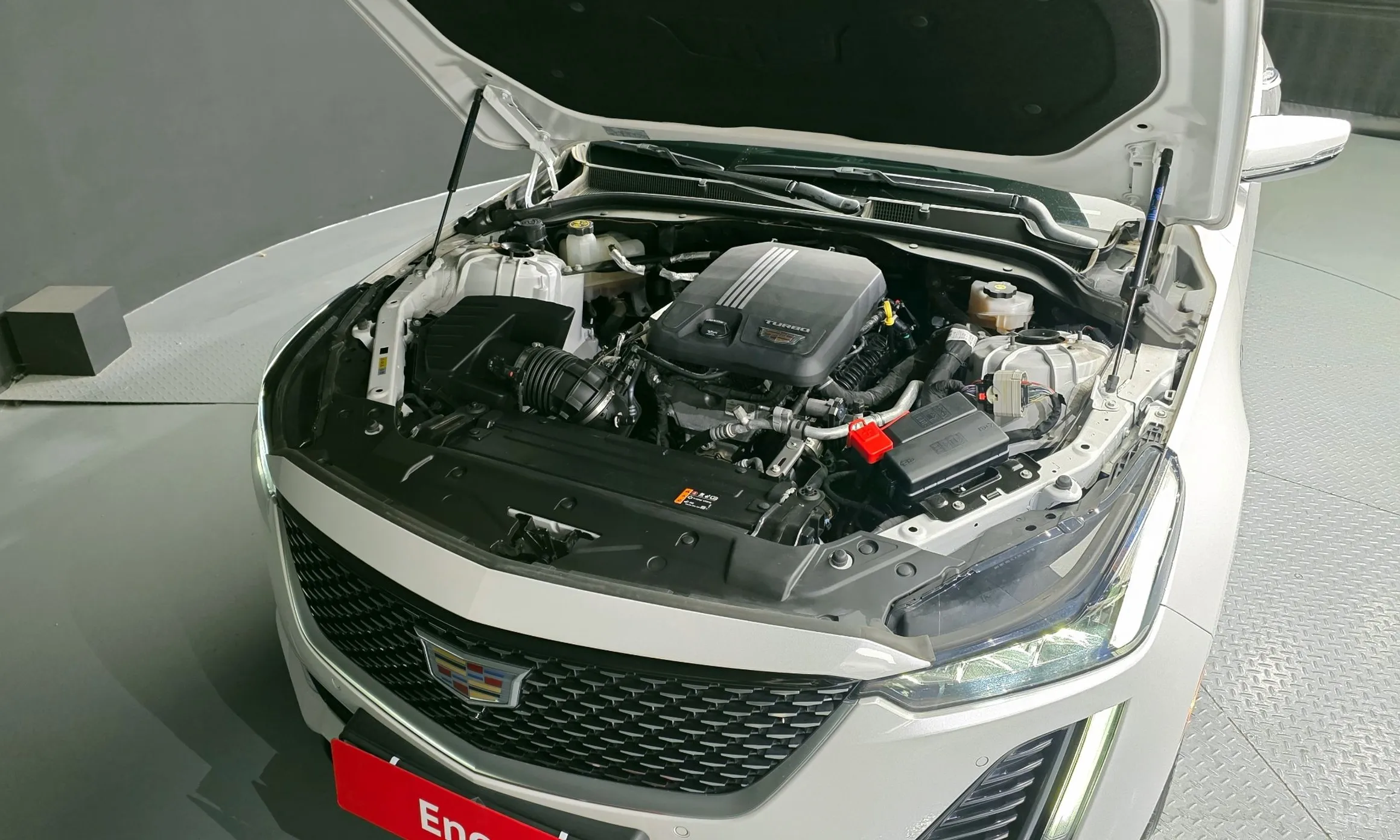 Cadillac CT5 превью 6