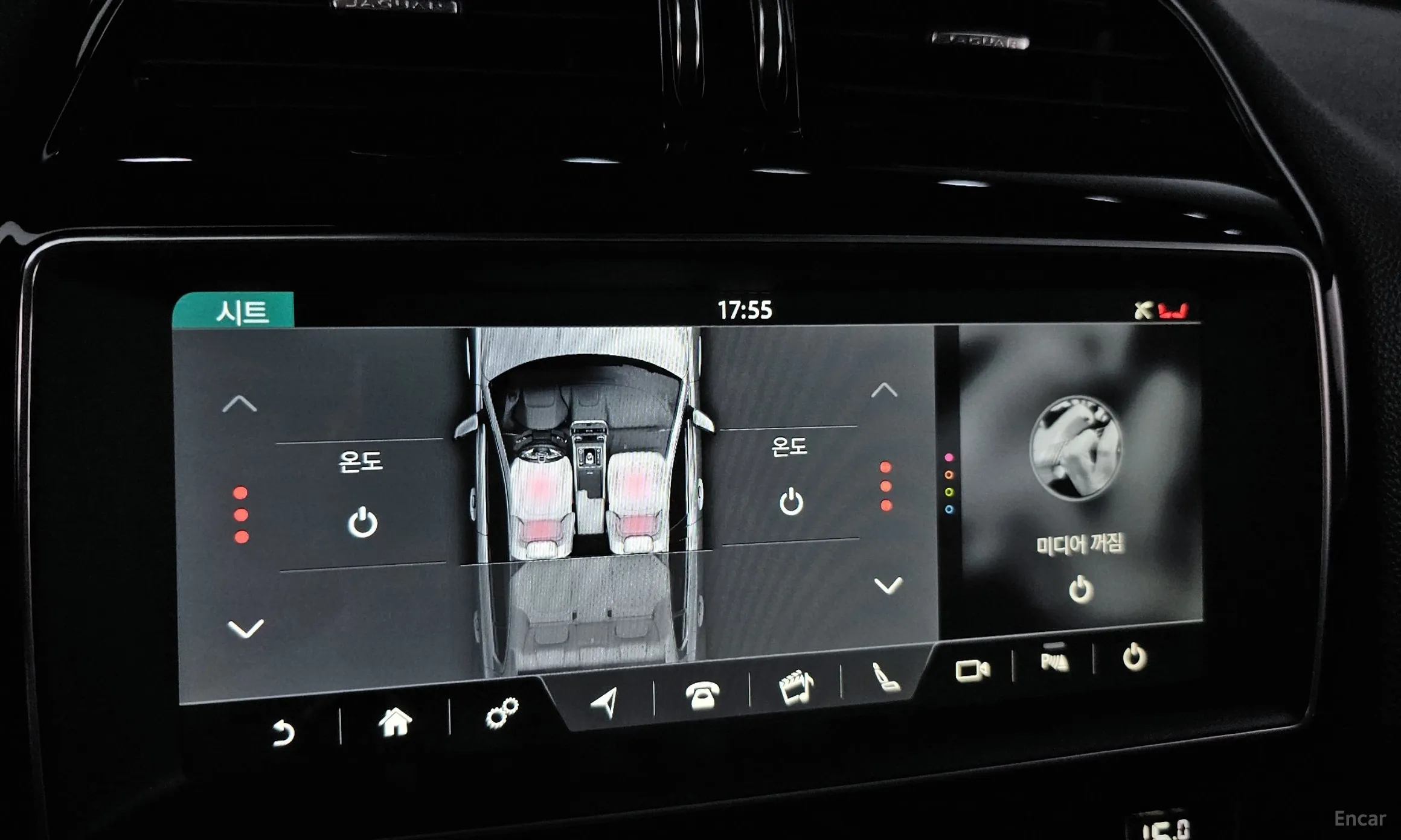Jaguar XE превью 17