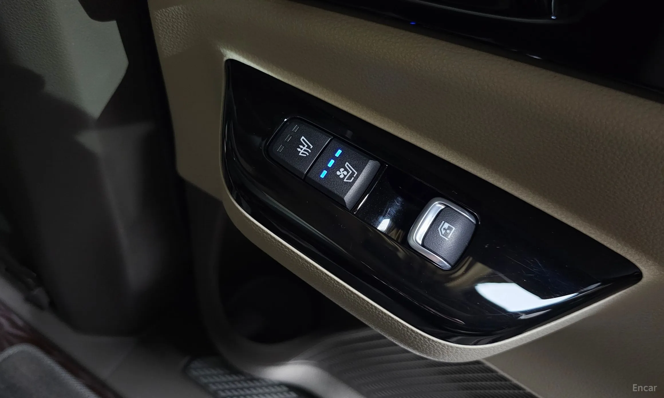 Kia Carnival Gen 4 превью 16