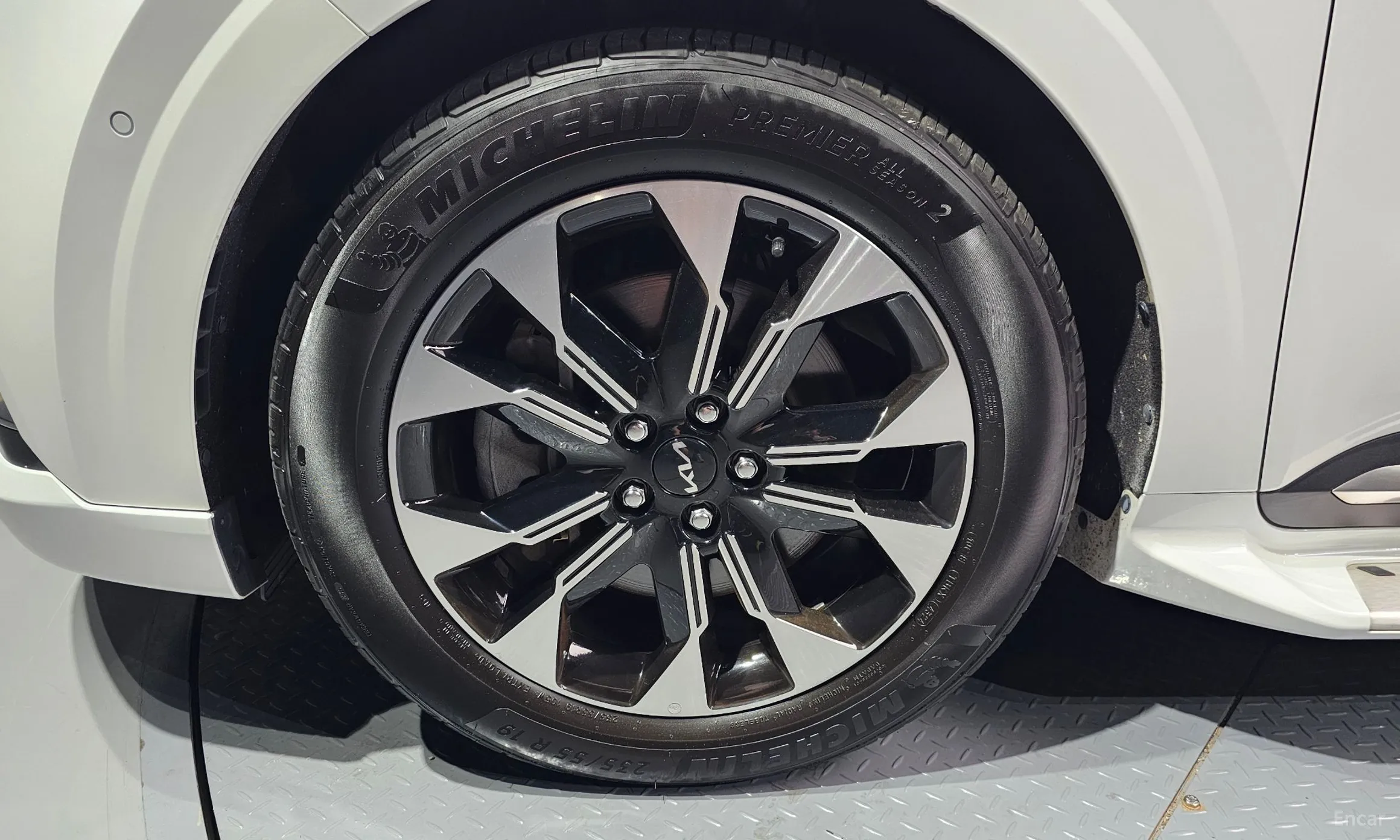 Kia Carnival Gen 4 превью 5