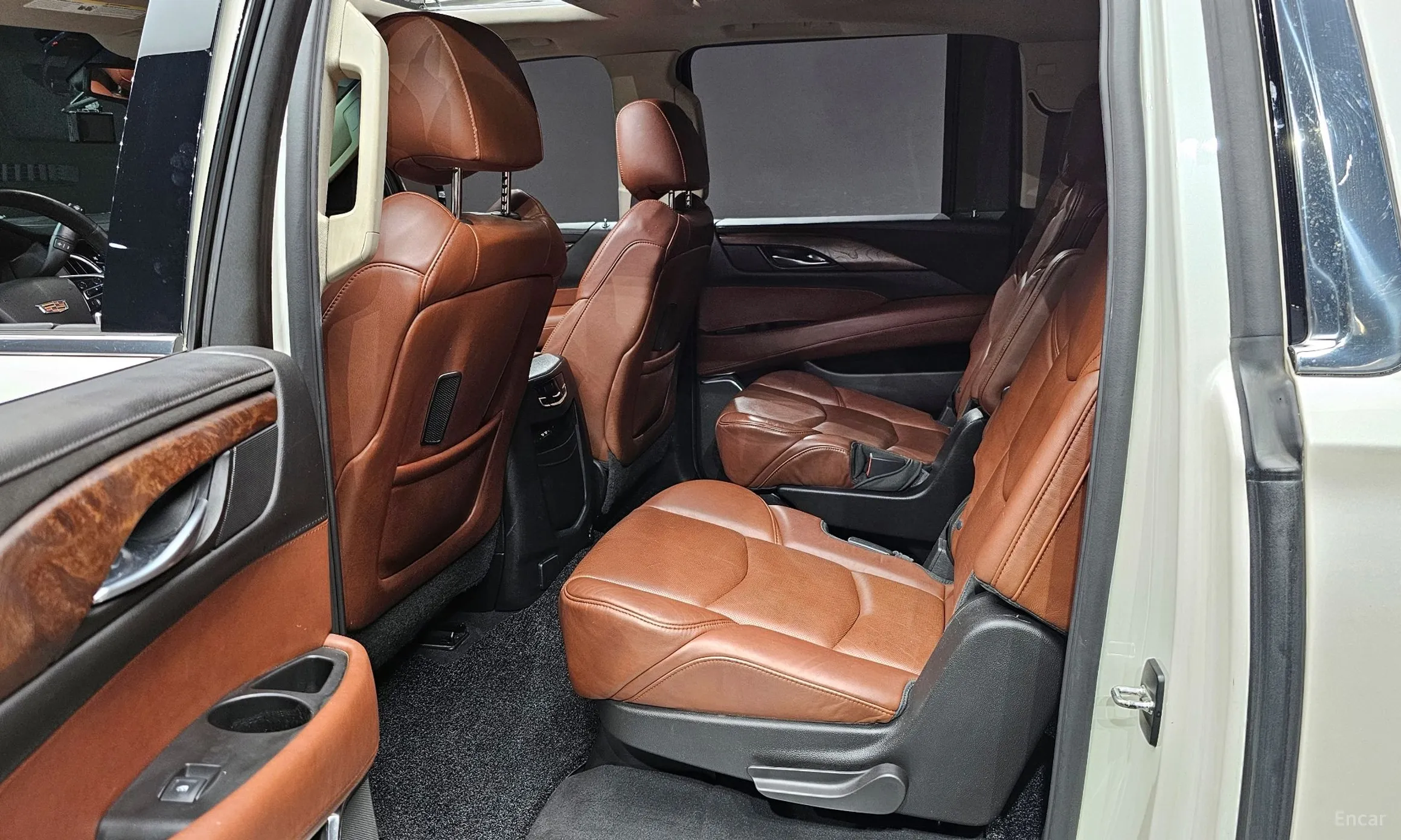 Cadillac Escalade превью 12