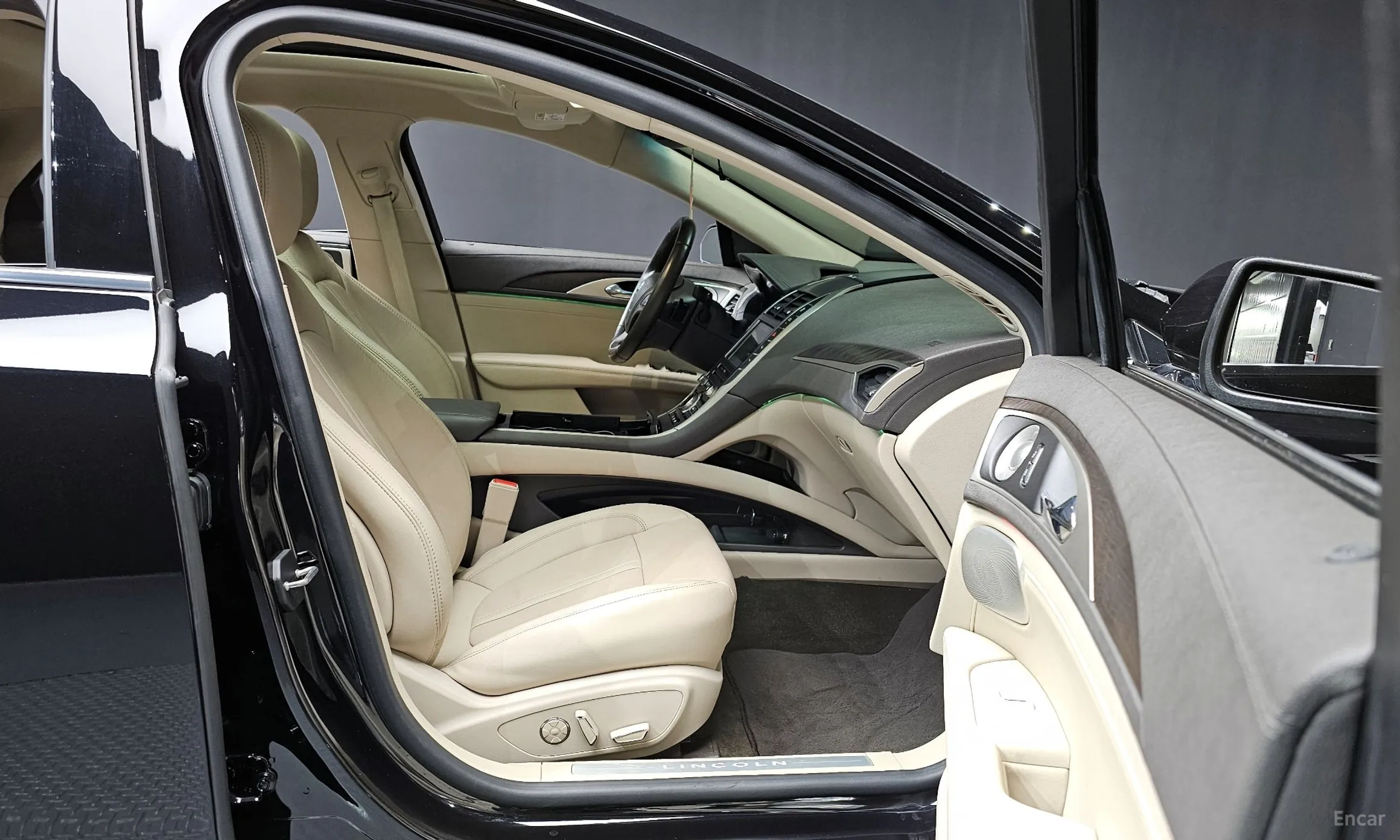 Lincoln New MKZ превью 11