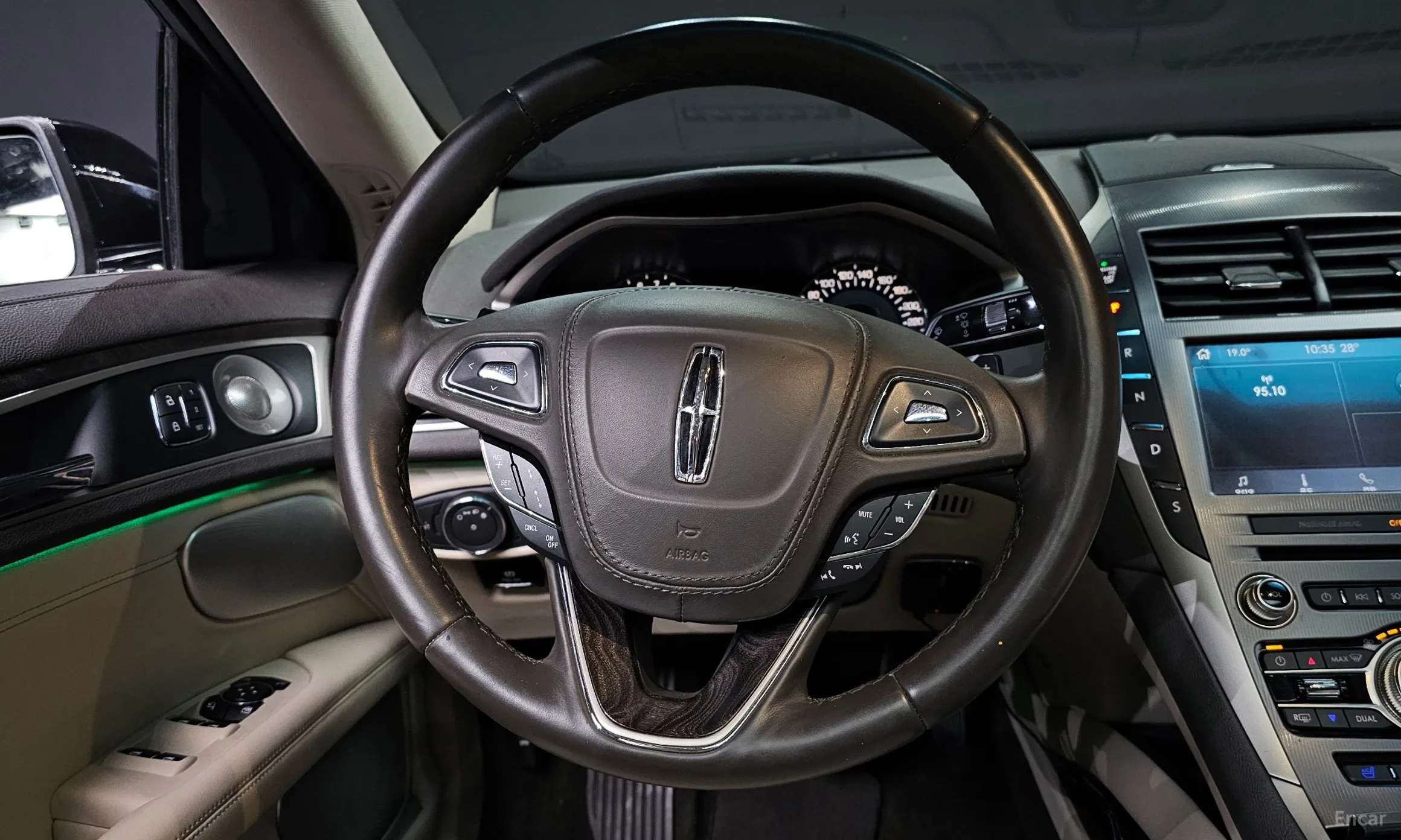 Lincoln New MKZ превью 13