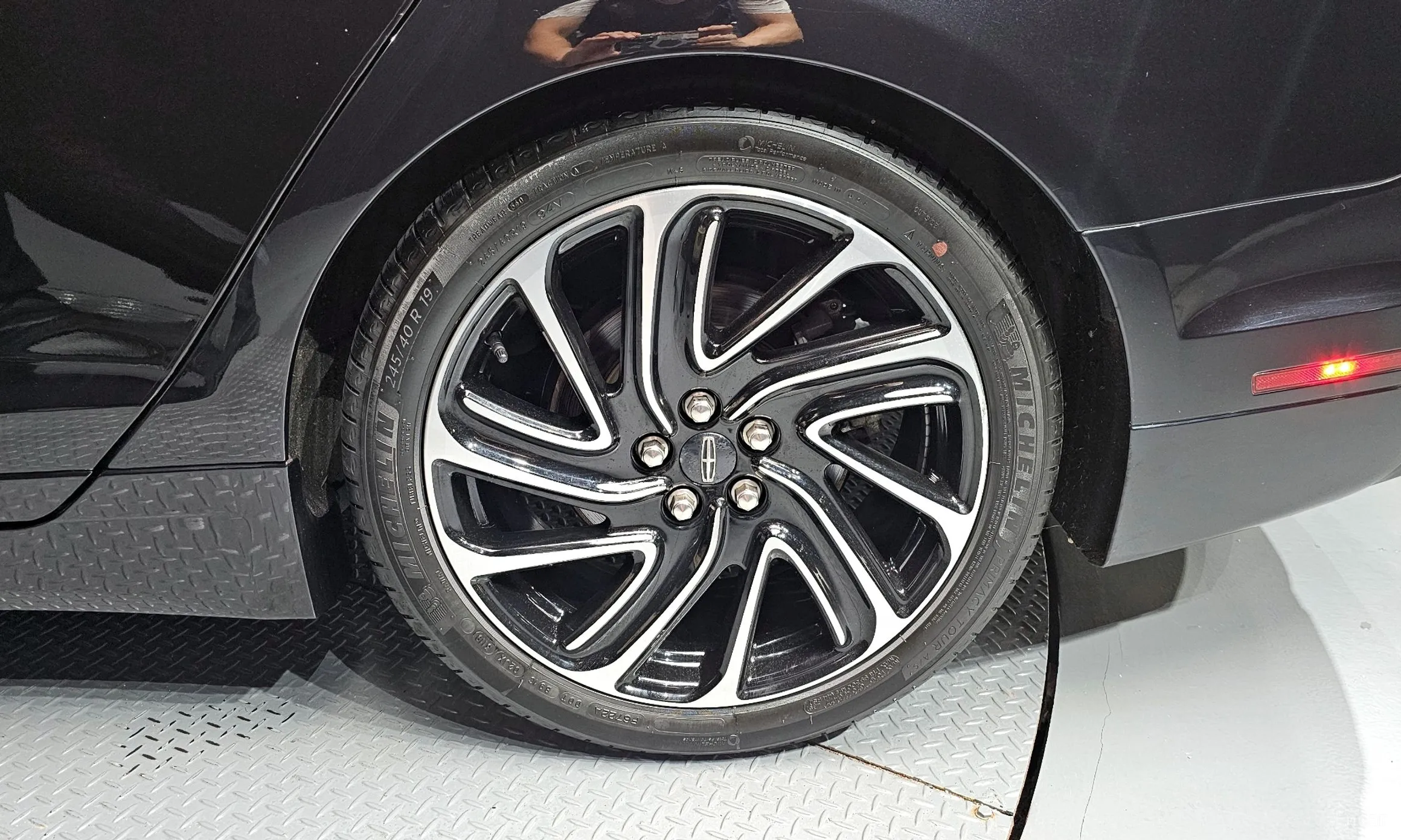 Lincoln New MKZ превью 5
