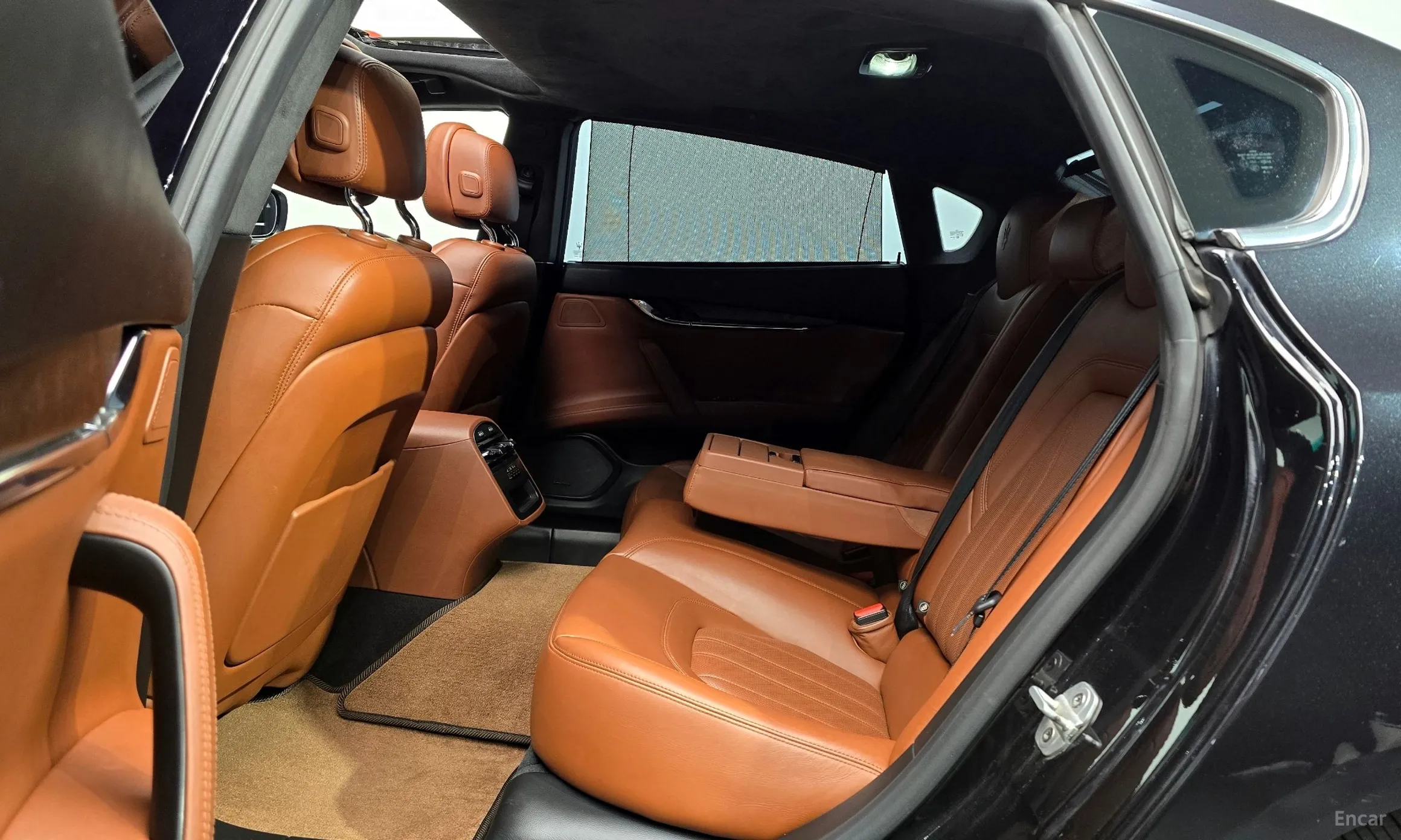 Maserati Quattroporte превью 12