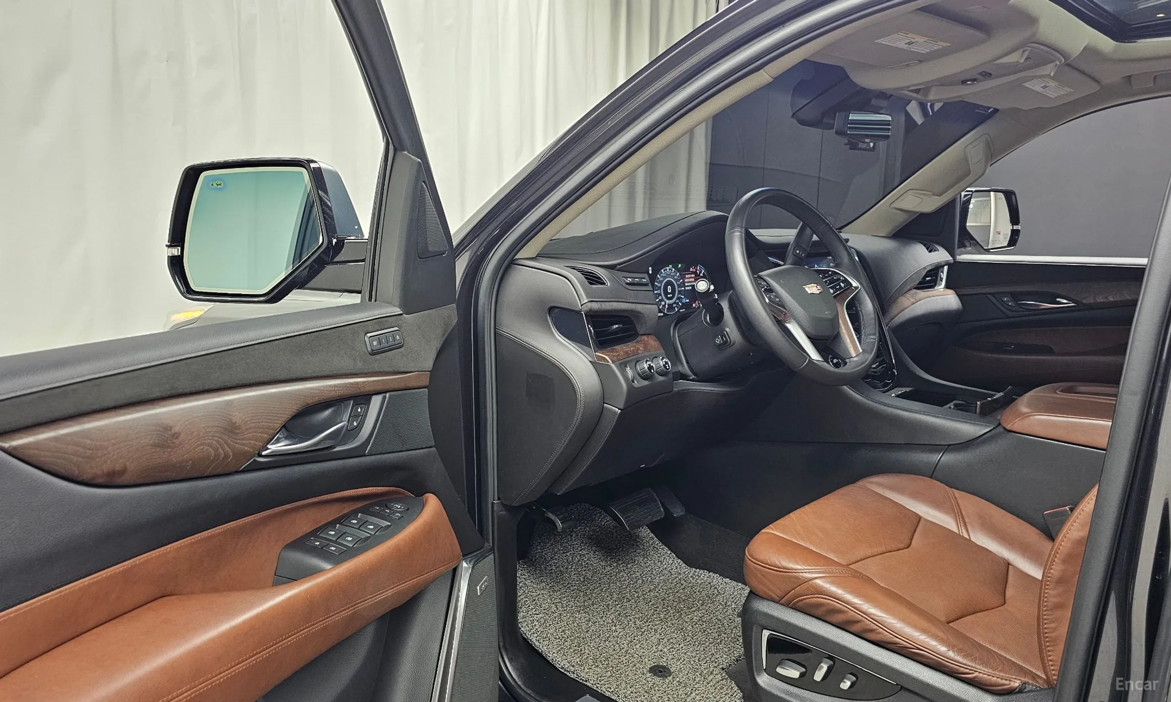 Cadillac Escalade превью 10