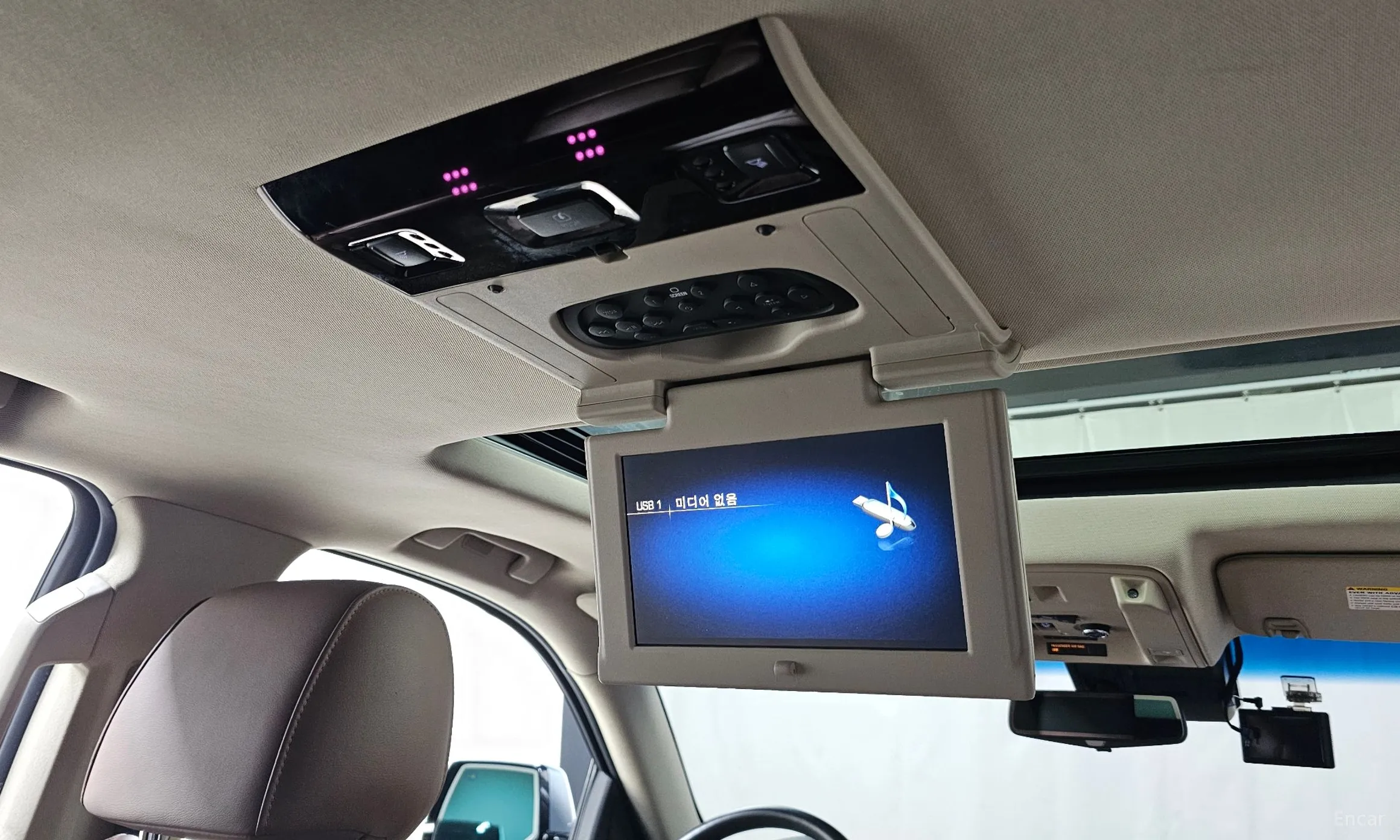 Cadillac Escalade превью 17