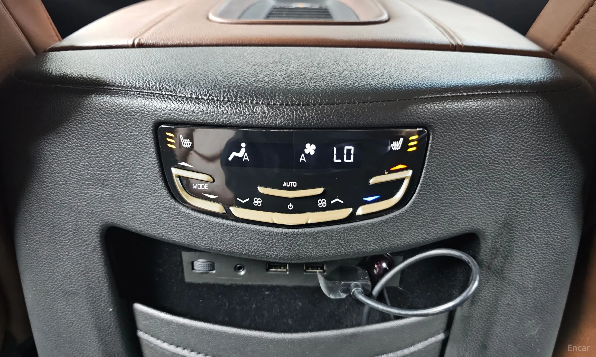 Cadillac Escalade превью 18