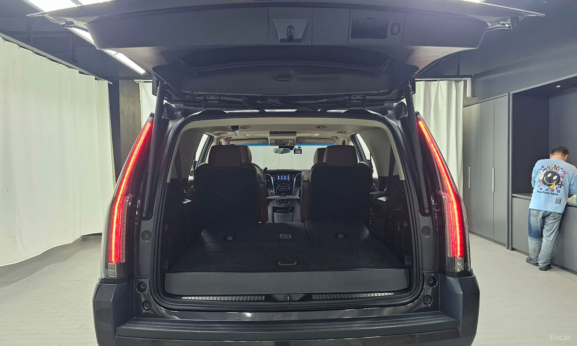 Cadillac Escalade превью 20
