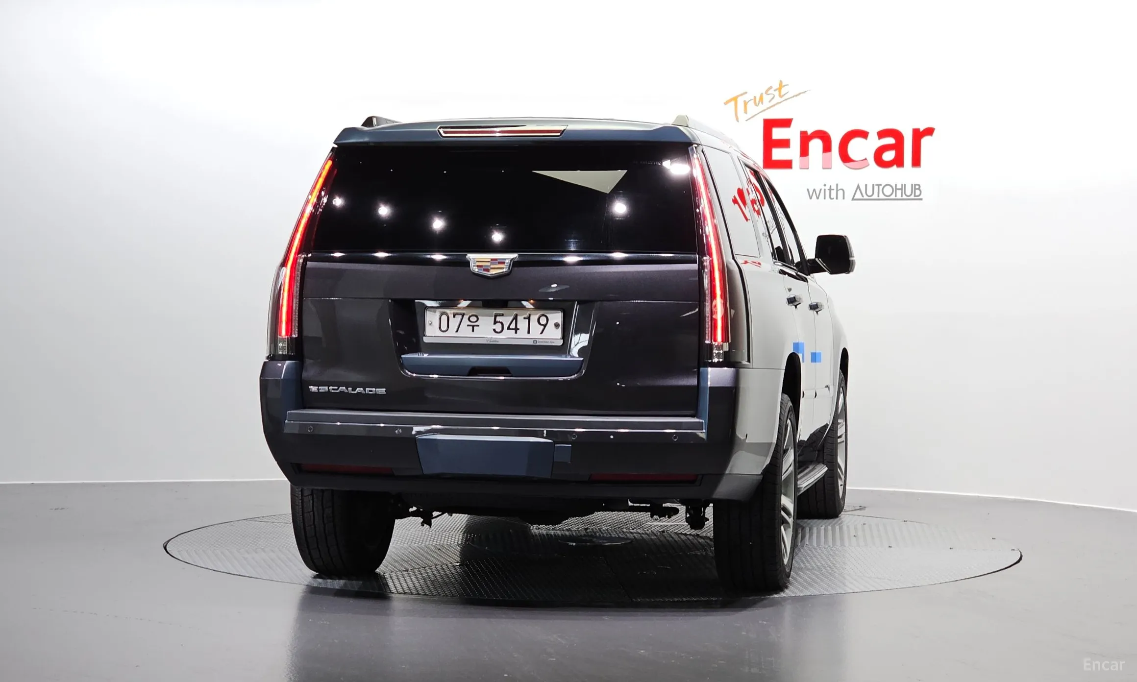 Cadillac Escalade превью 4