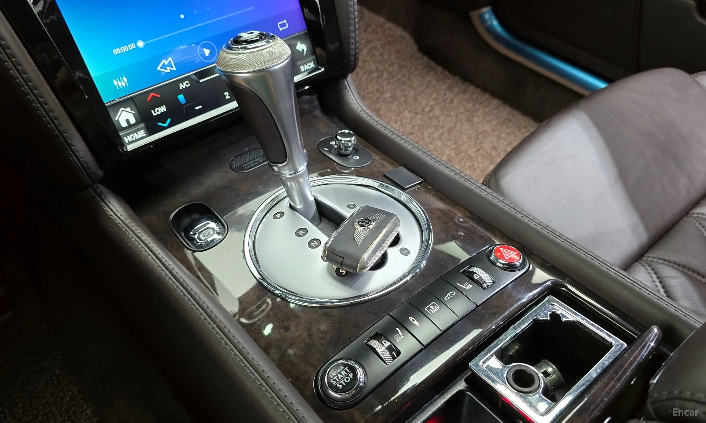 Bentley Flying Spur Gen 1 превью 9