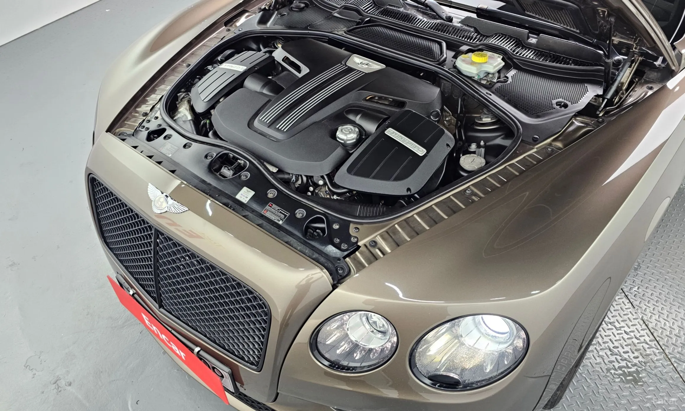 Bentley Flying Spur 2nd Generation превью 6