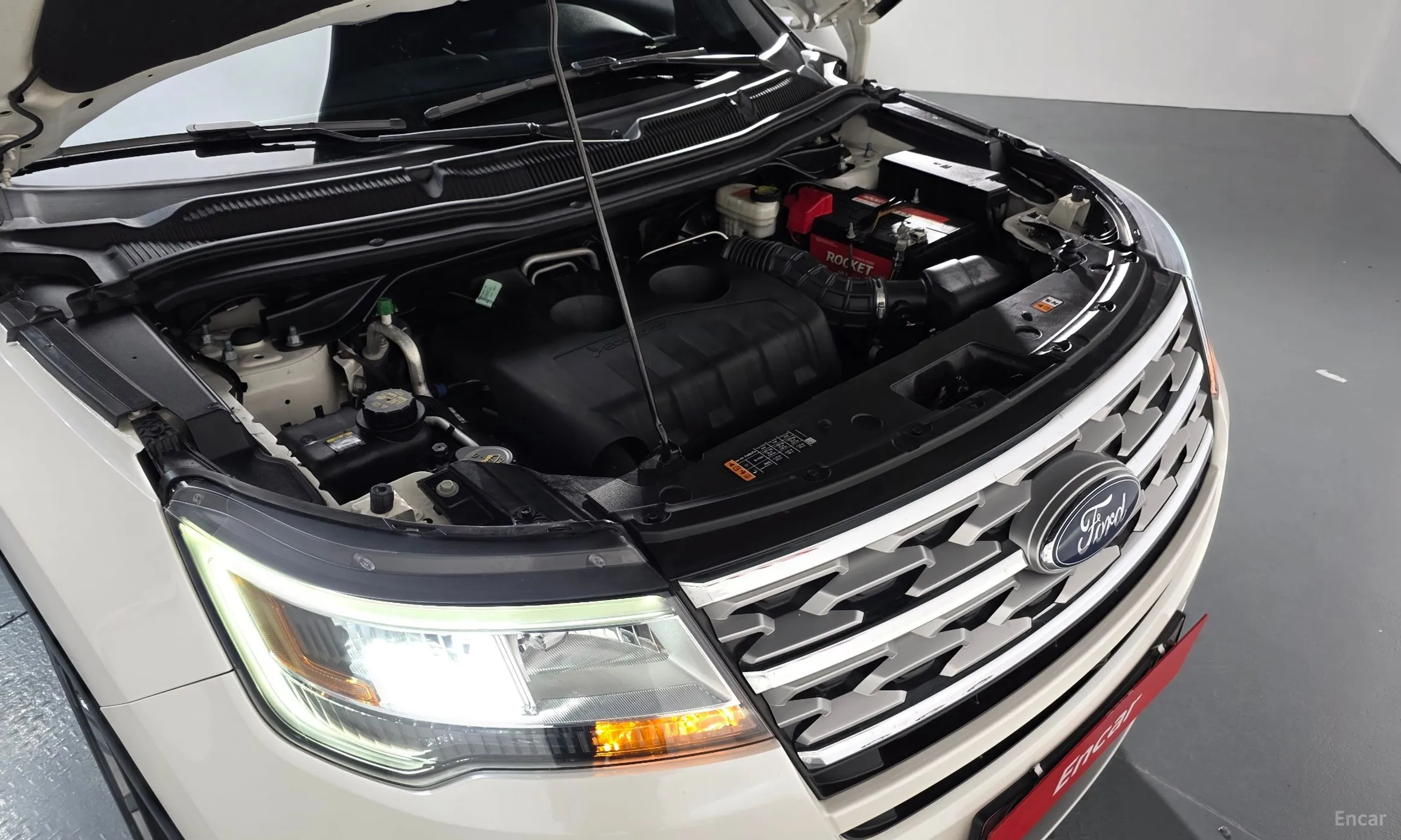 Ford Explorer превью 6