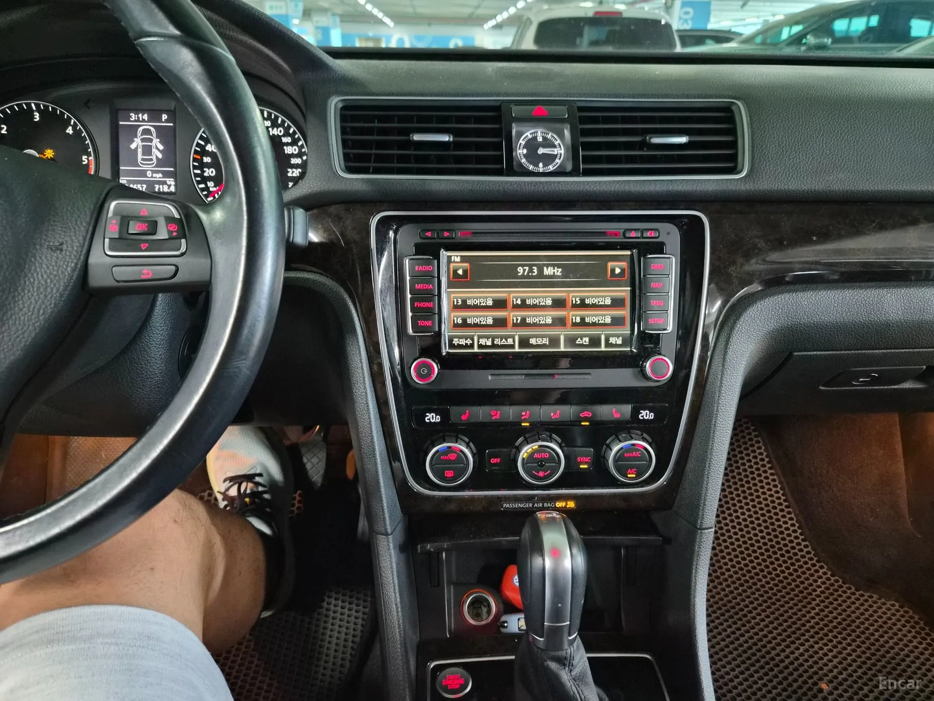 Volkswagen The New Passat превью 13