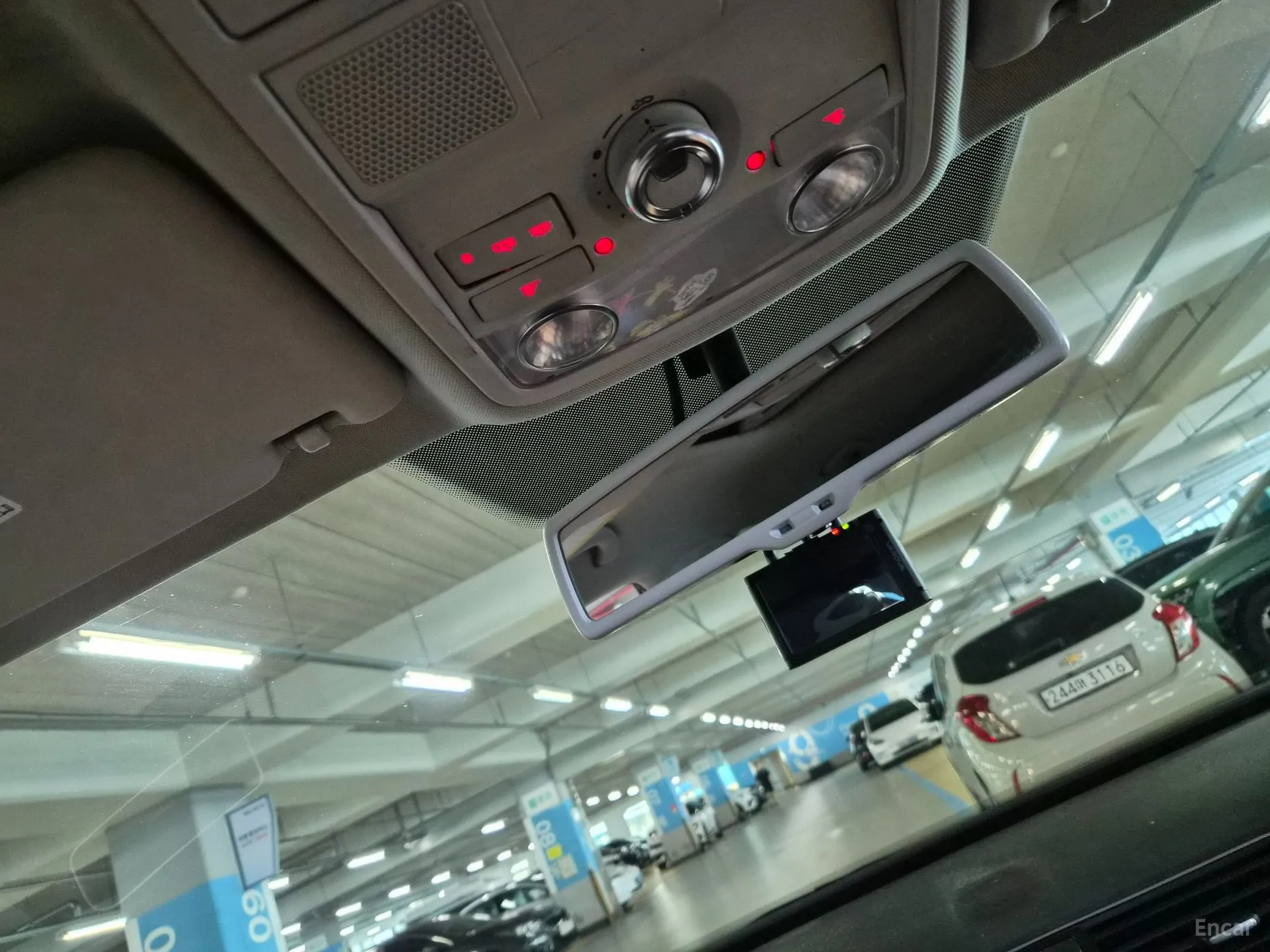 Volkswagen The New Passat превью 17