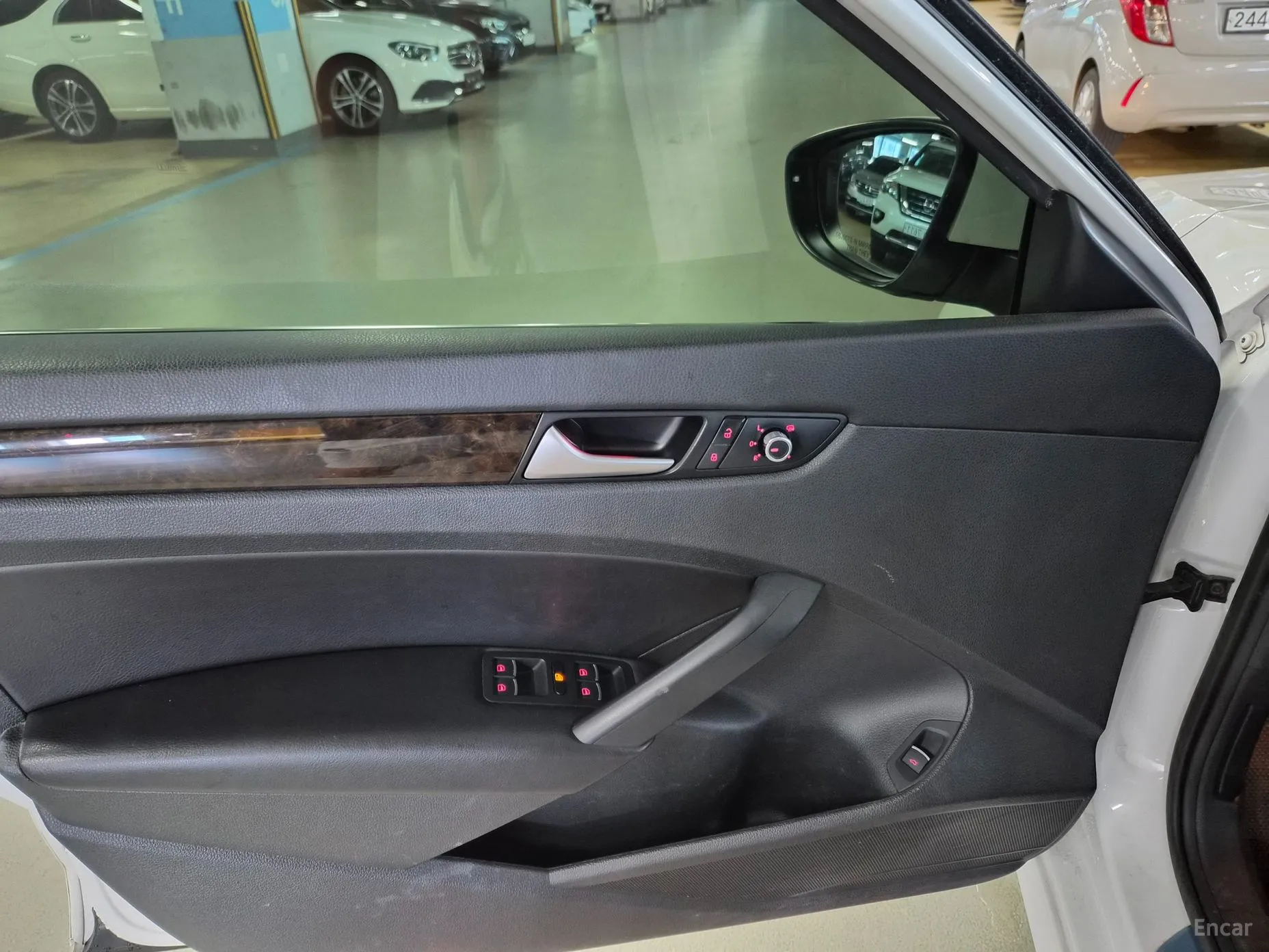 Volkswagen The New Passat превью 9