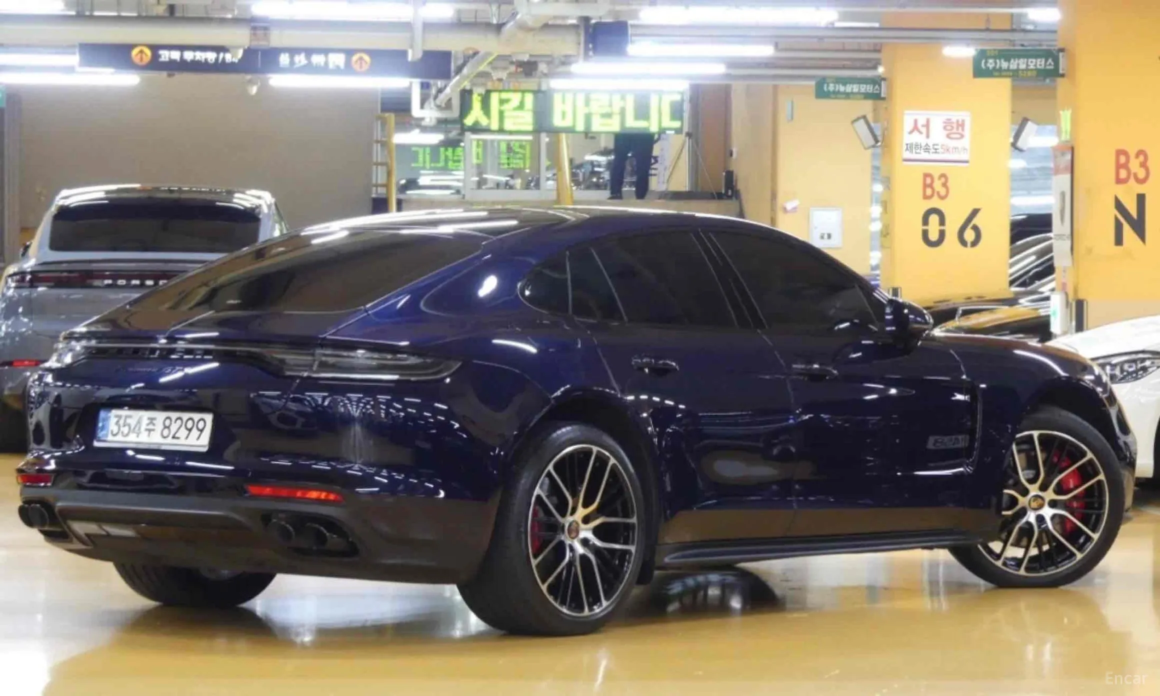 Porsche Panamera (971) превью 3