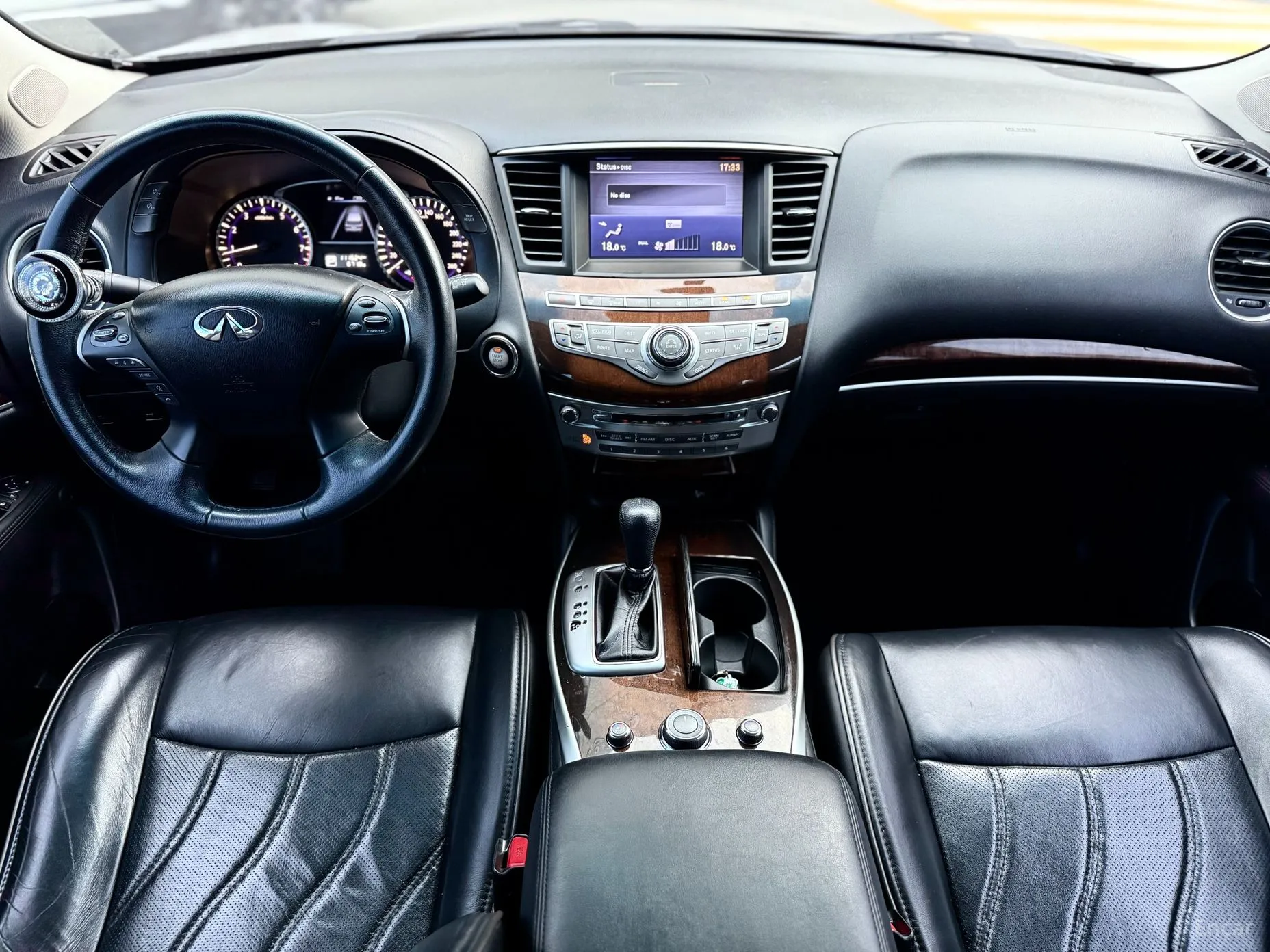 Infiniti QX60 превью 12