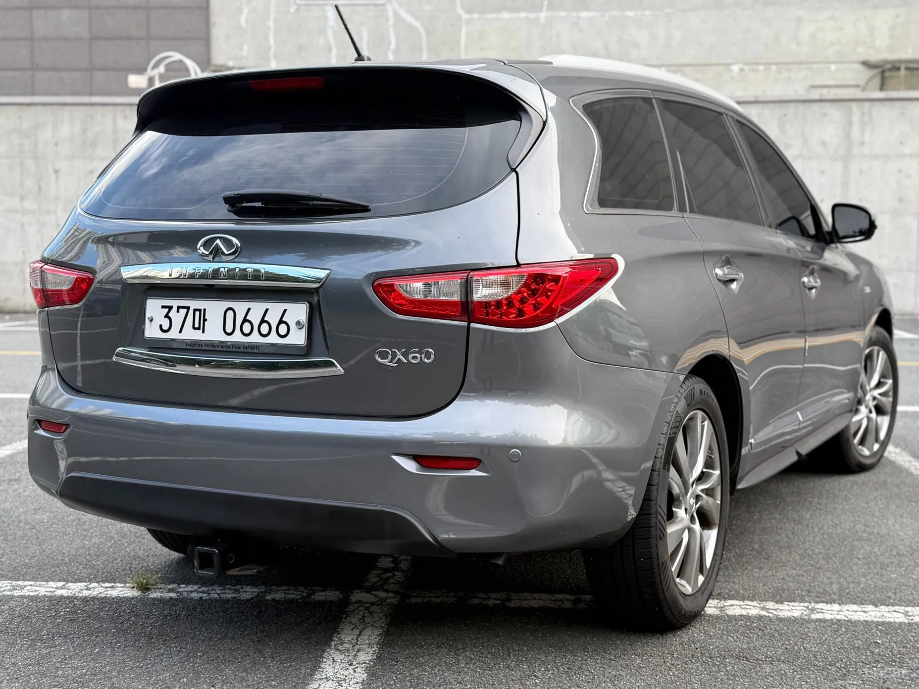 Infiniti QX60 превью 3