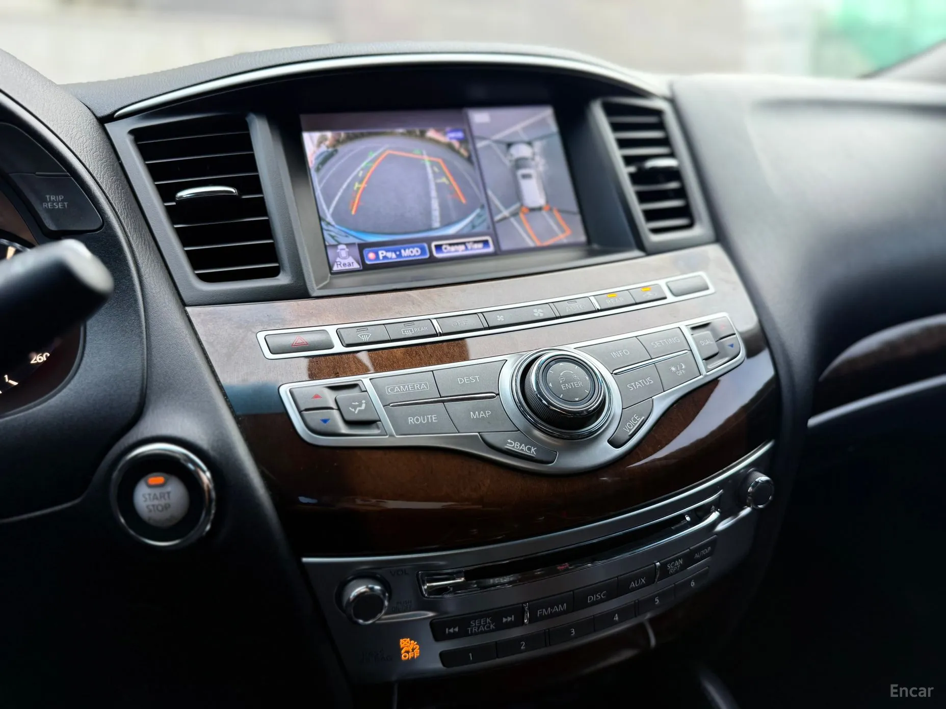 Infiniti QX60 превью 8