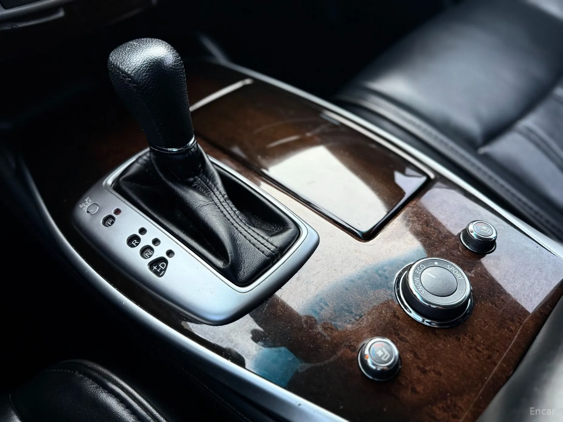 Infiniti QX60 превью 9