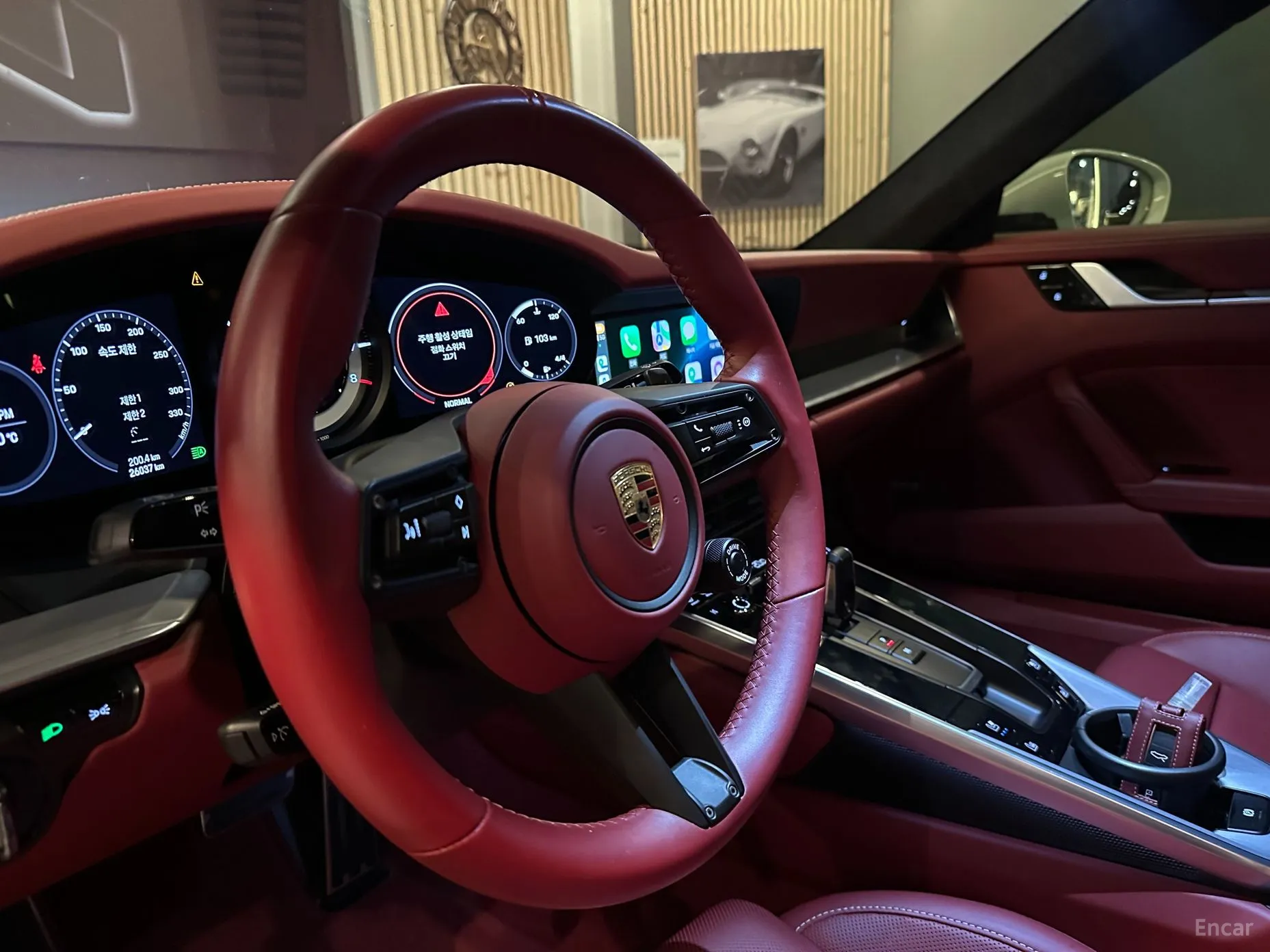 Porsche 911 (992) превью 9