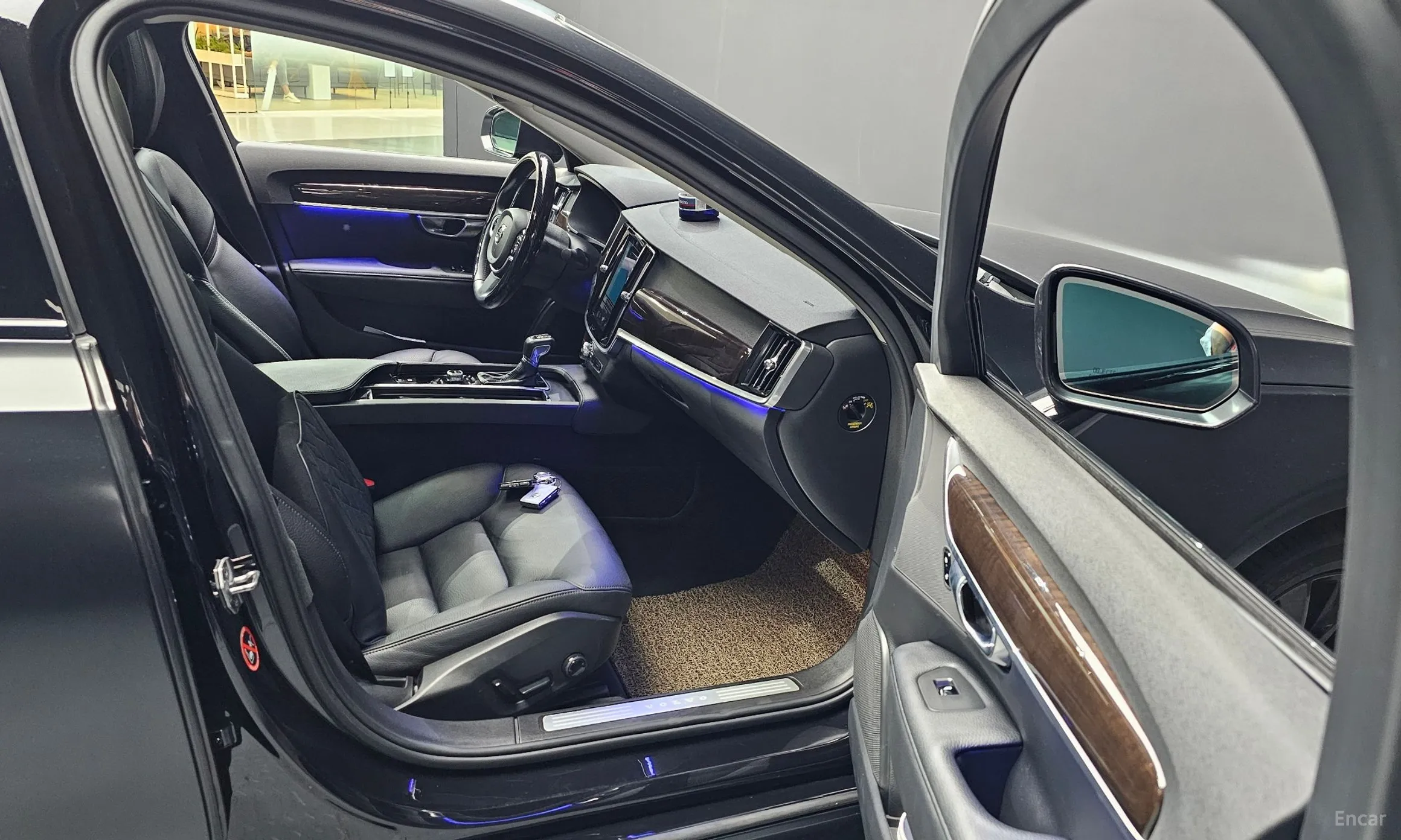 Volvo S90 превью 10