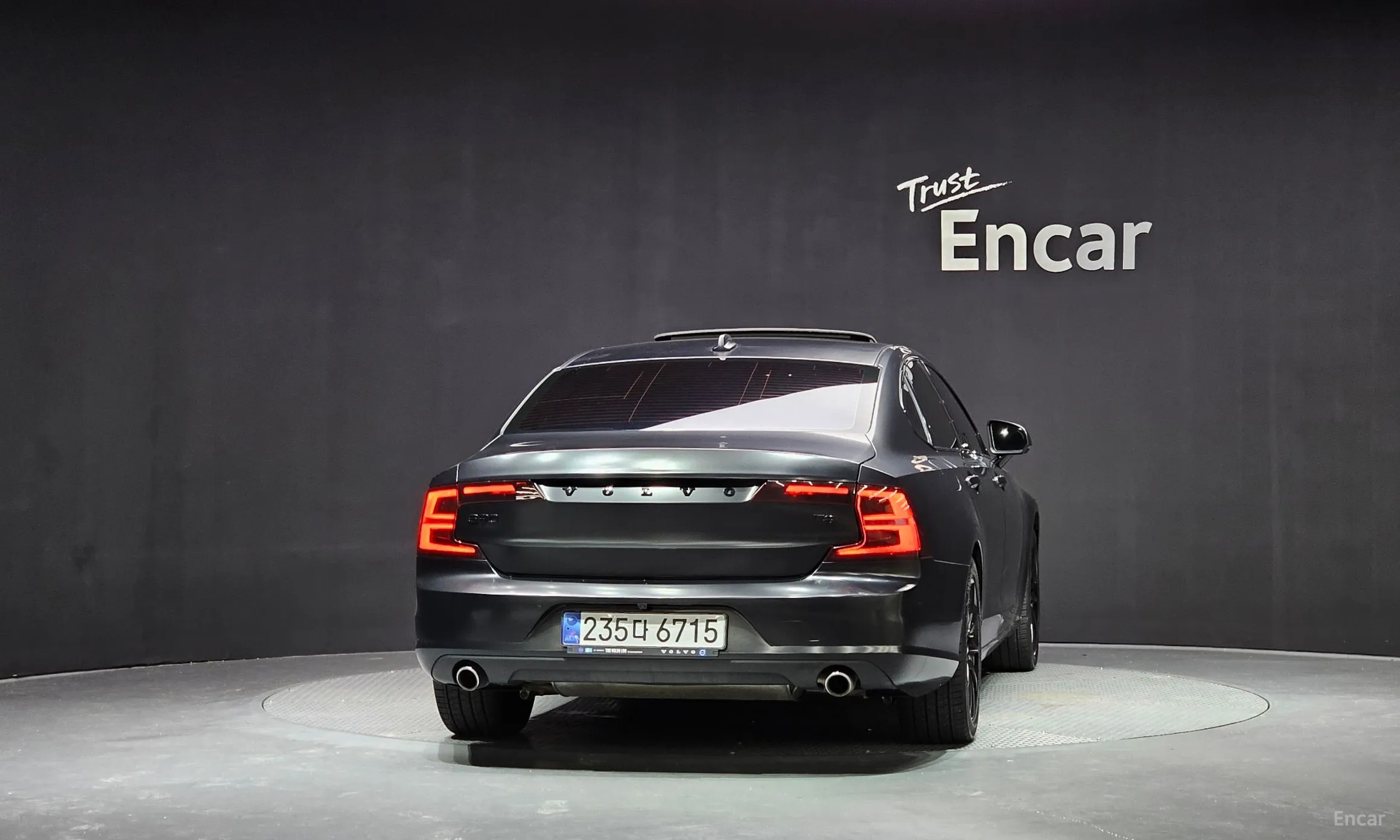 Volvo S90 превью 4