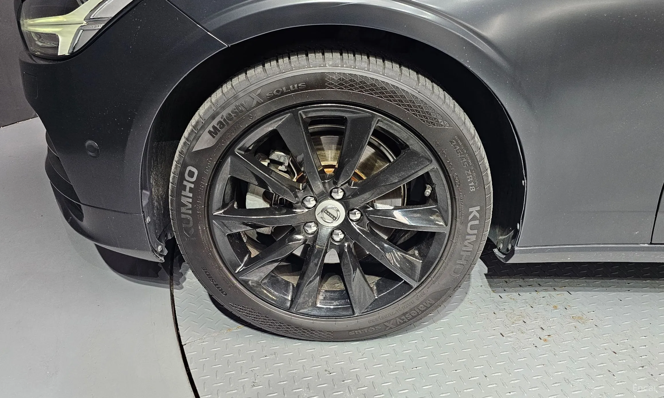 Volvo S90 превью 5