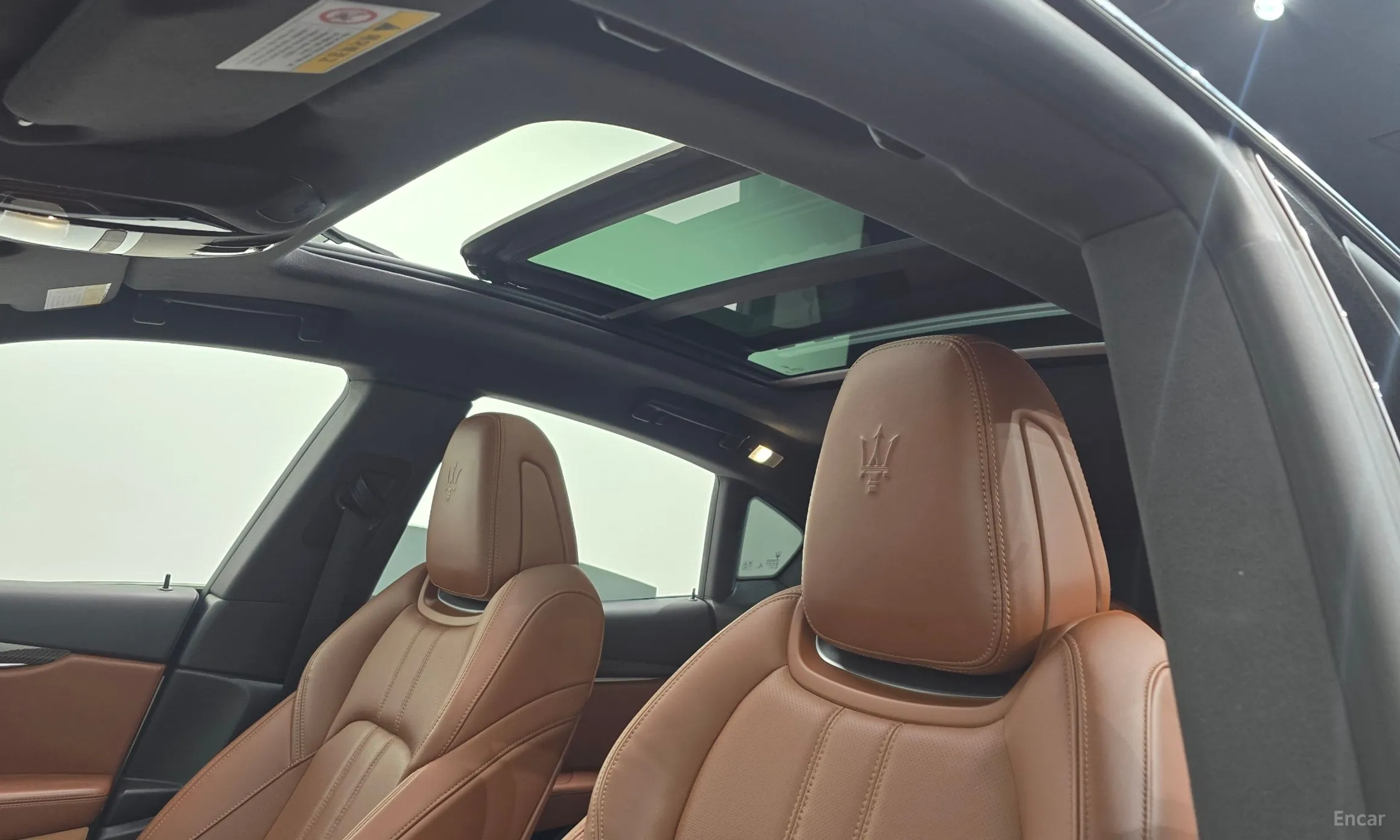 Maserati Levante превью 19