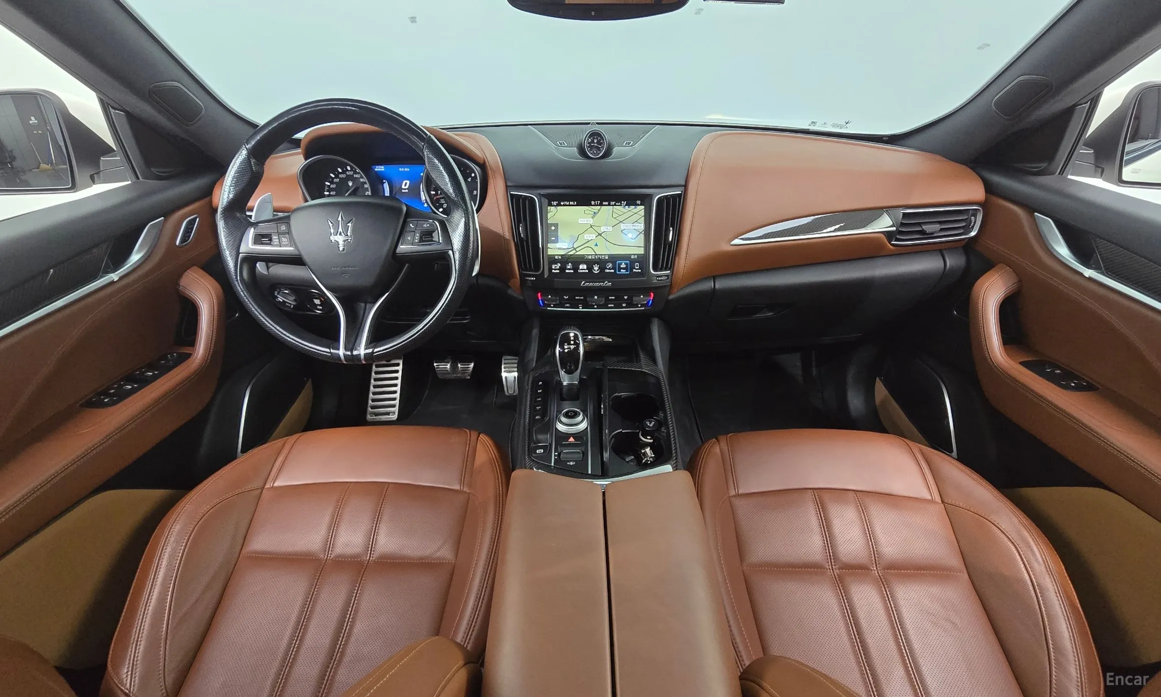 Maserati Levante превью 7