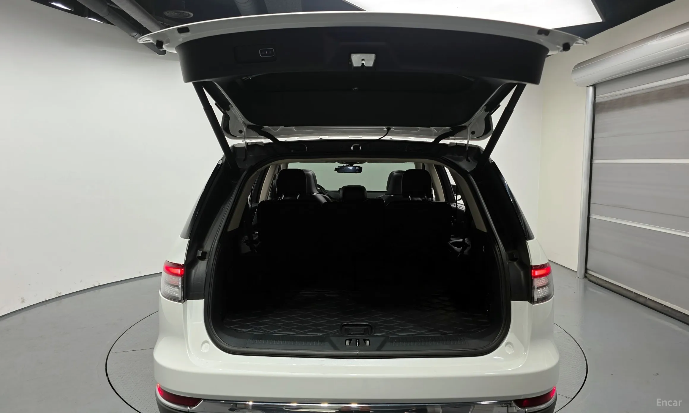 Lincoln Aviator 2nd Generation превью 20