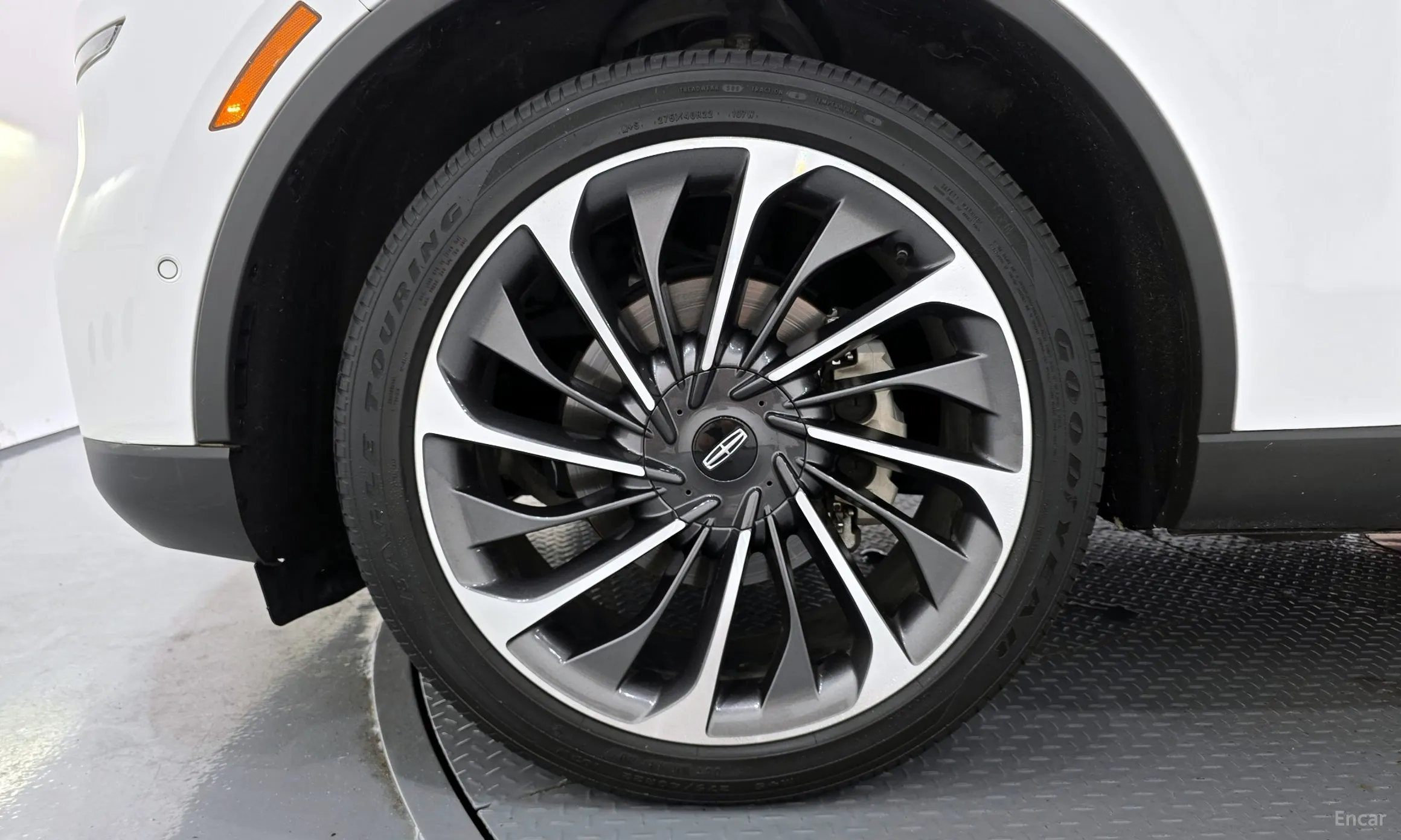 Lincoln Aviator 2nd Generation превью 5