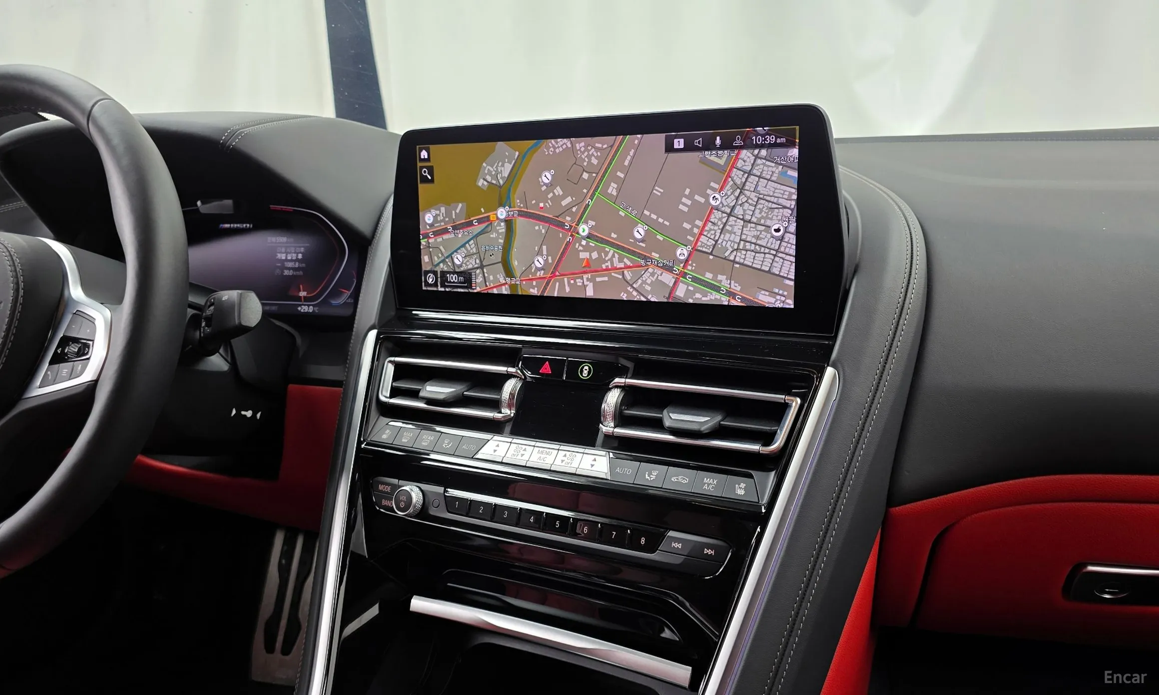 BMW 8-series (G15) превью 14