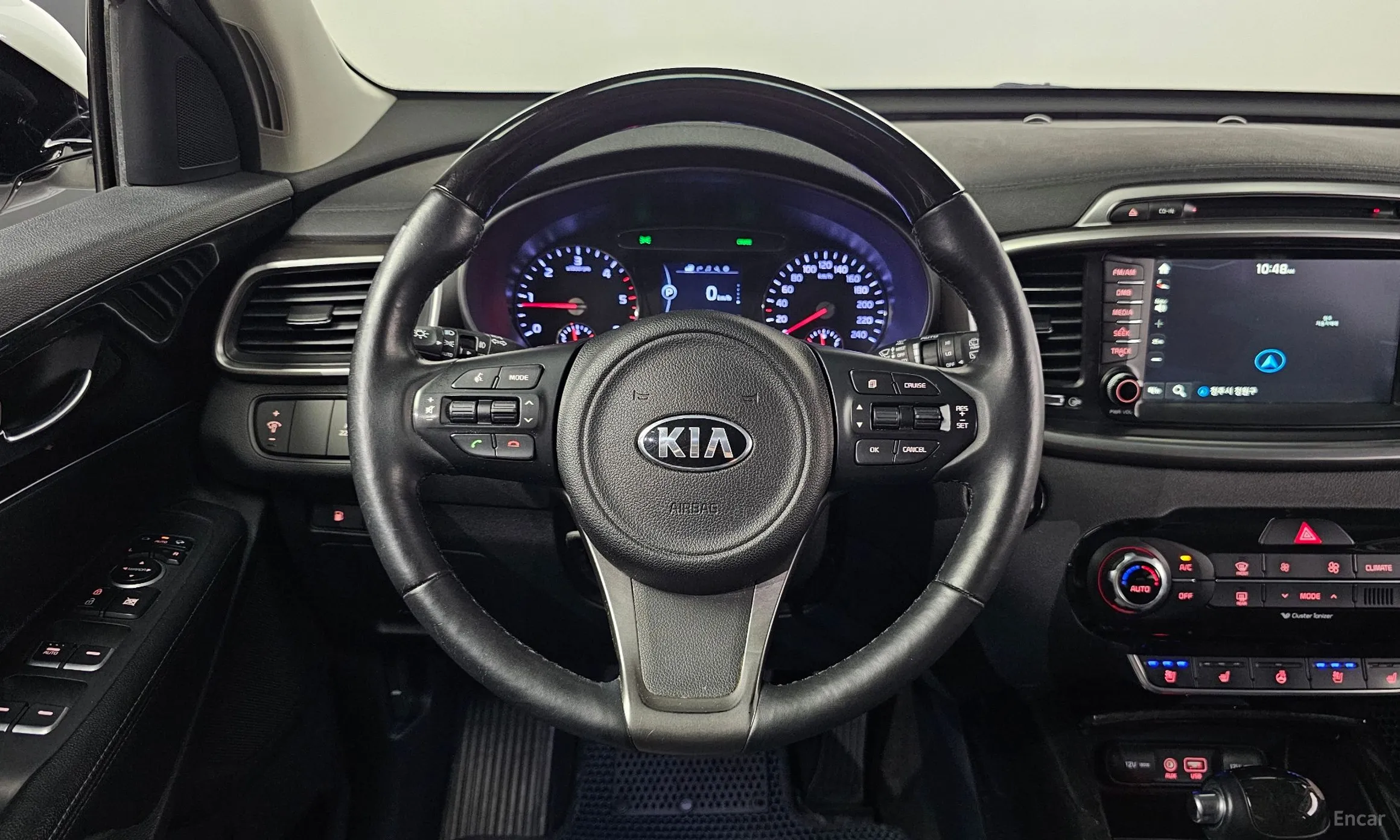 Kia Sorento превью 15