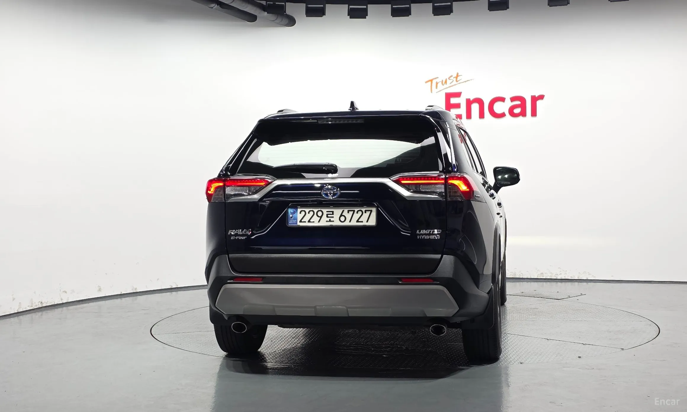 Toyota RAV4 5th Generation превью 4