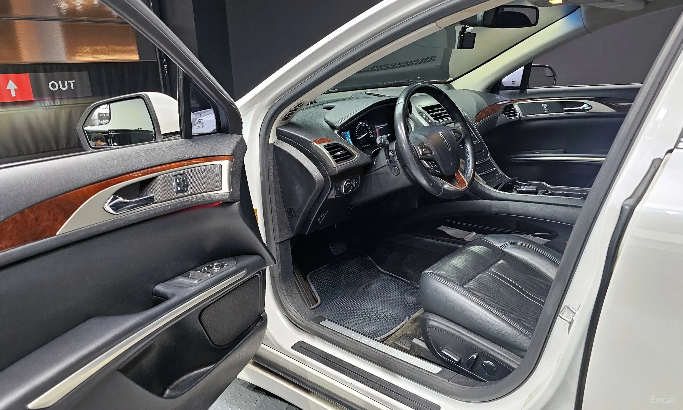 Lincoln New MKZ превью 10